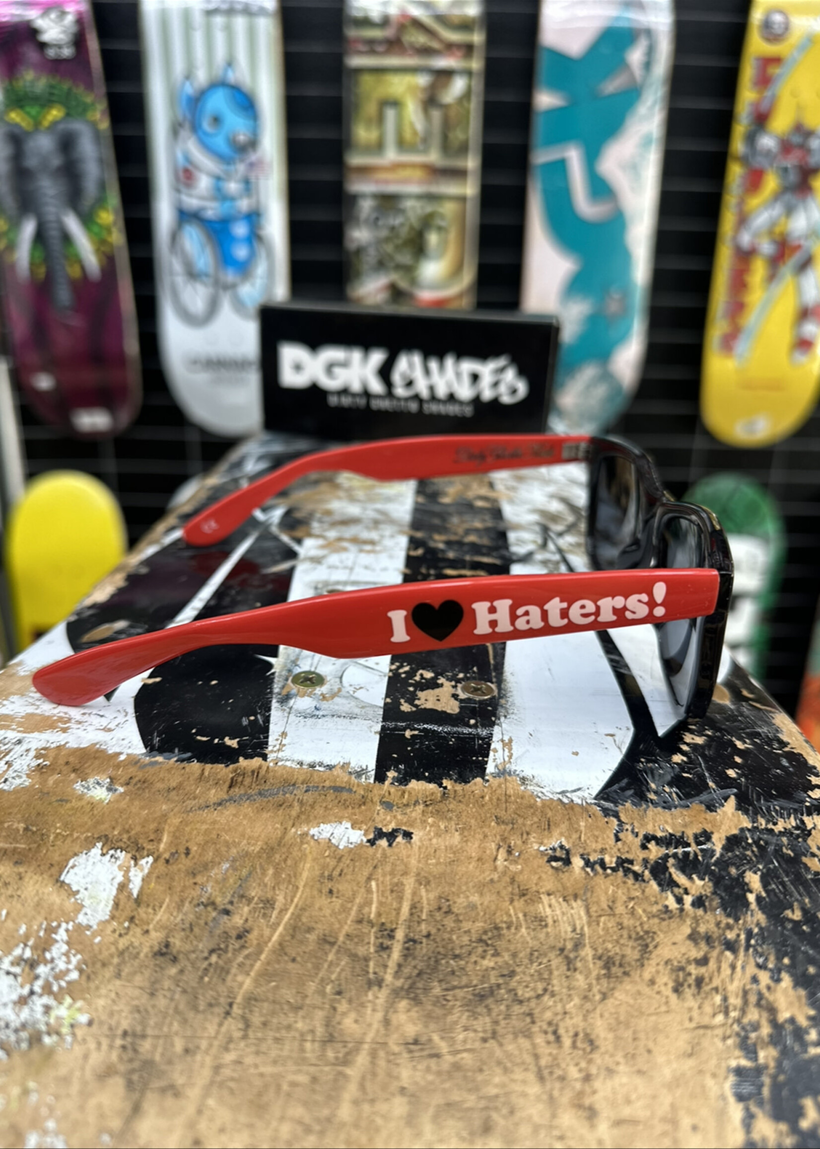 DGK DGK - I Love Haters Sunnies Two Tone - Black/Red