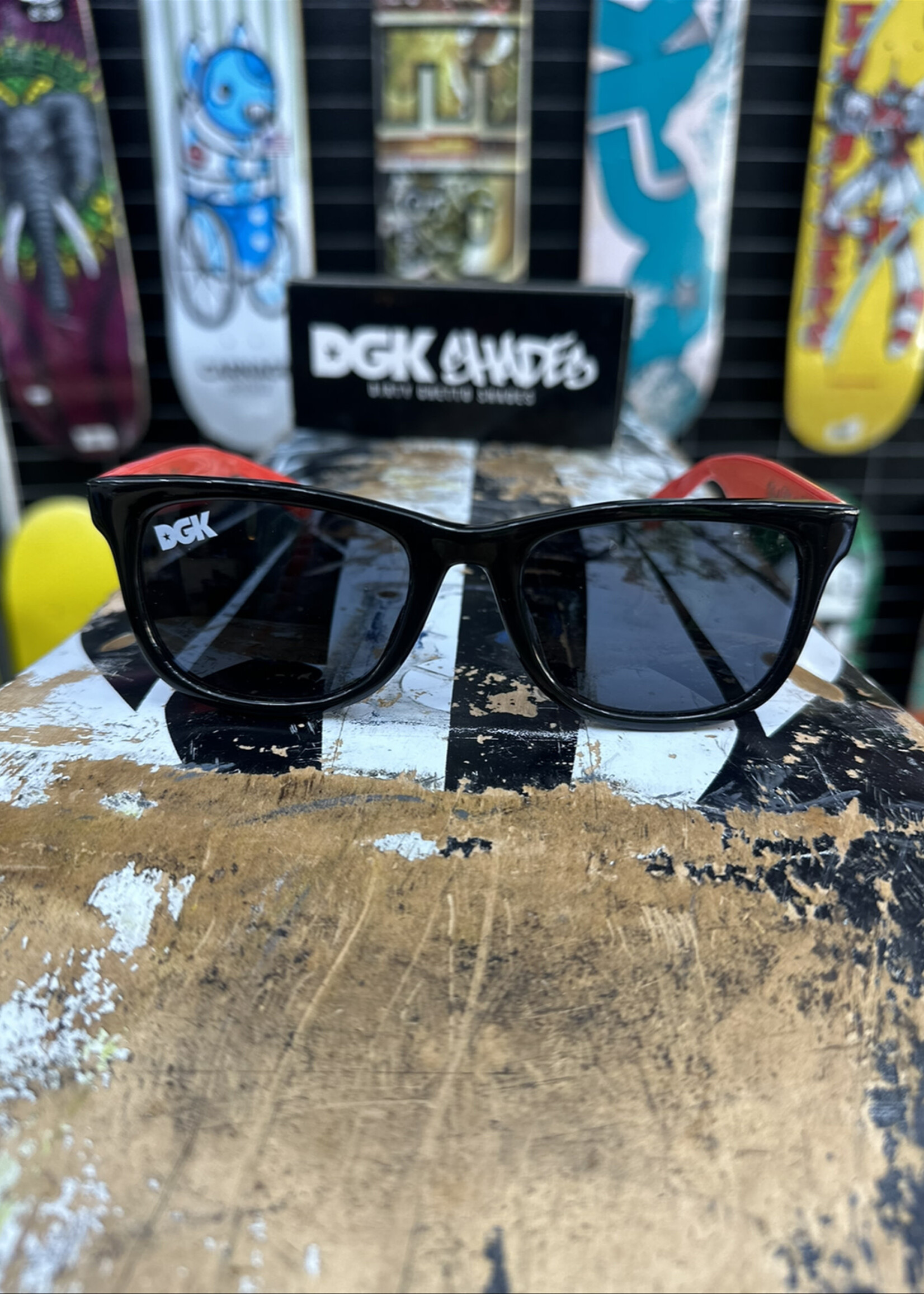 DGK DGK - I Love Haters Sunnies Two Tone - Black/Red