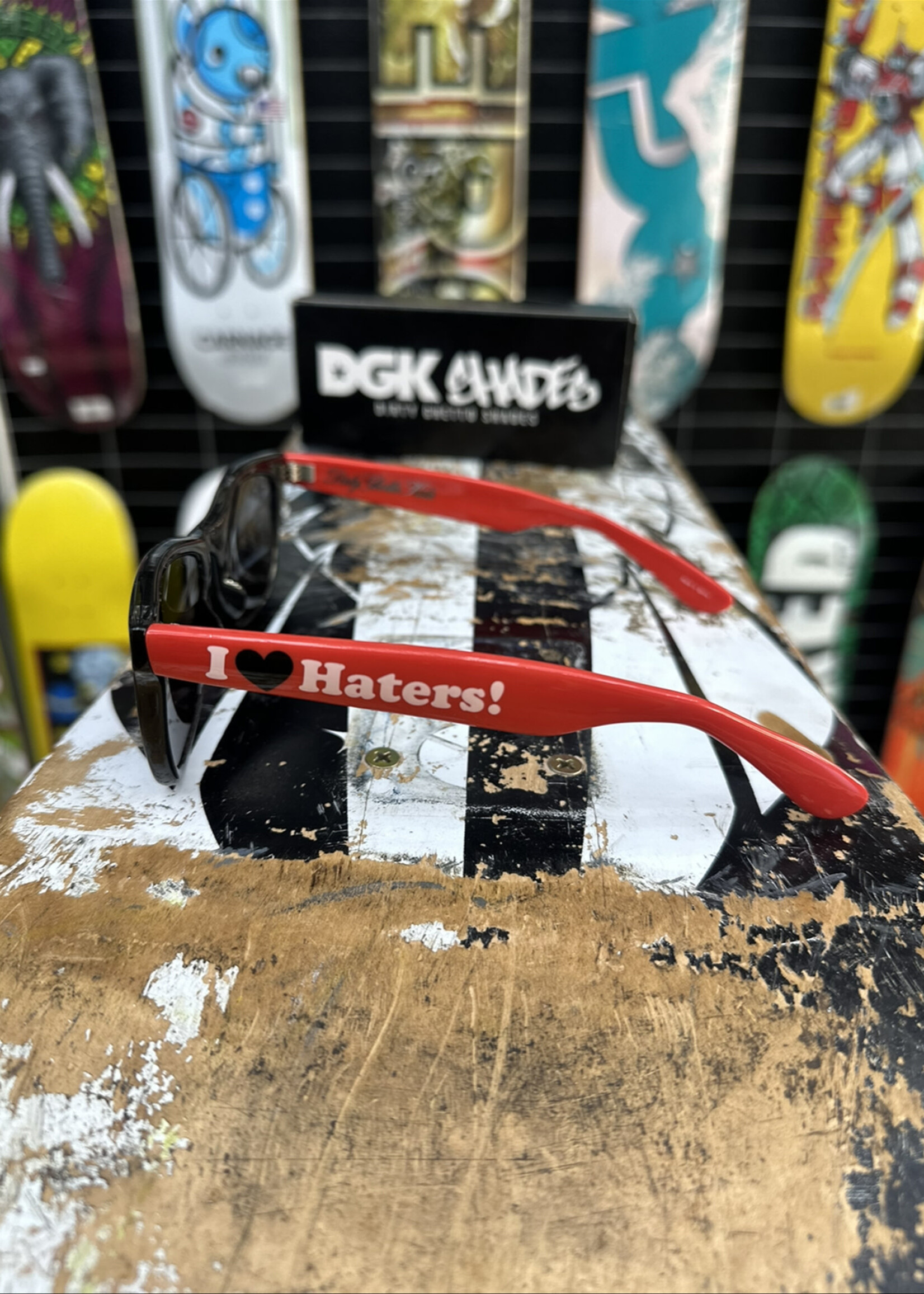DGK DGK - I Love Haters Sunnies Two Tone - Black/Red