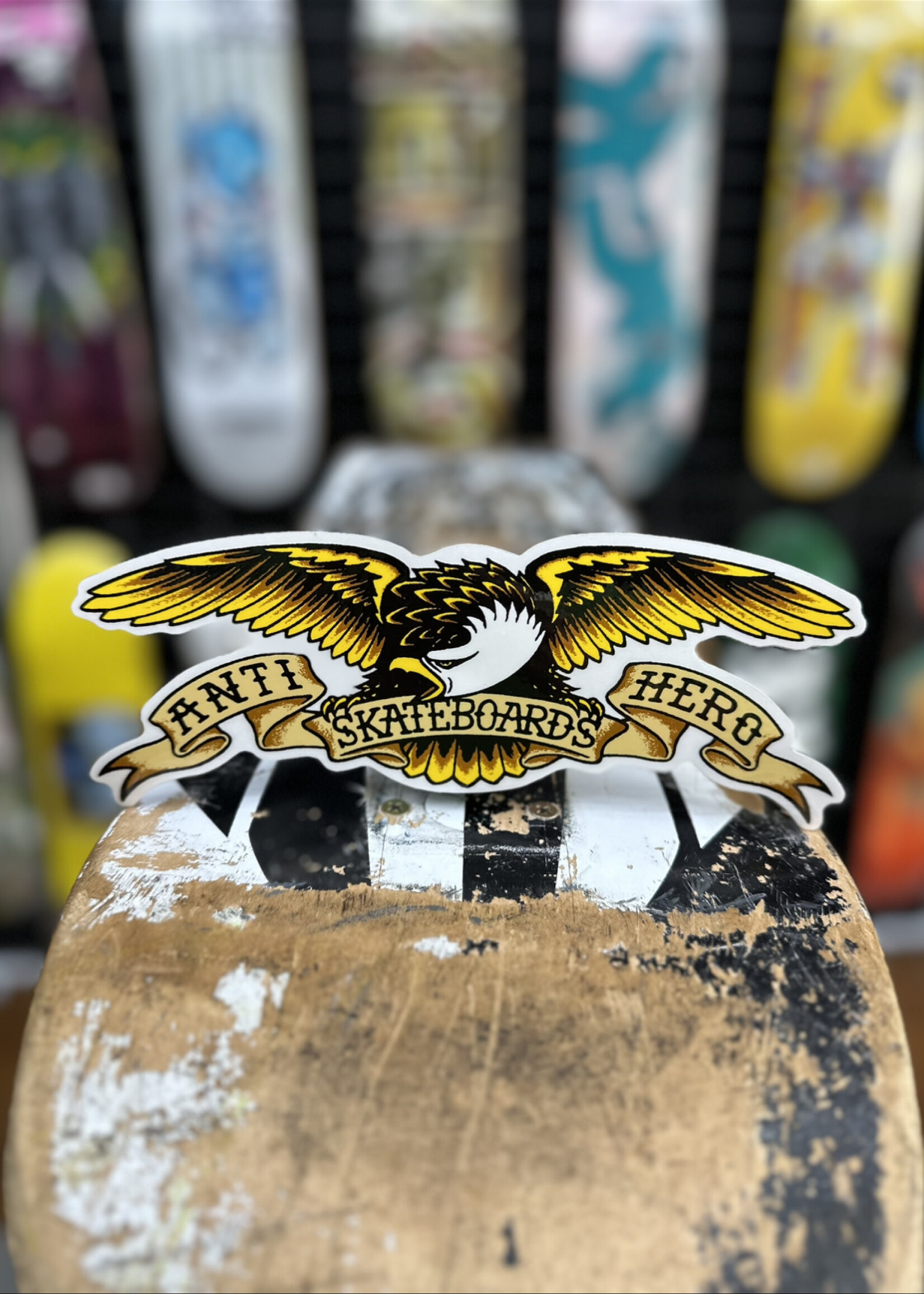 Anti Hero Skateboard ANTIHERO - Eagle Sticker Medium - 8"