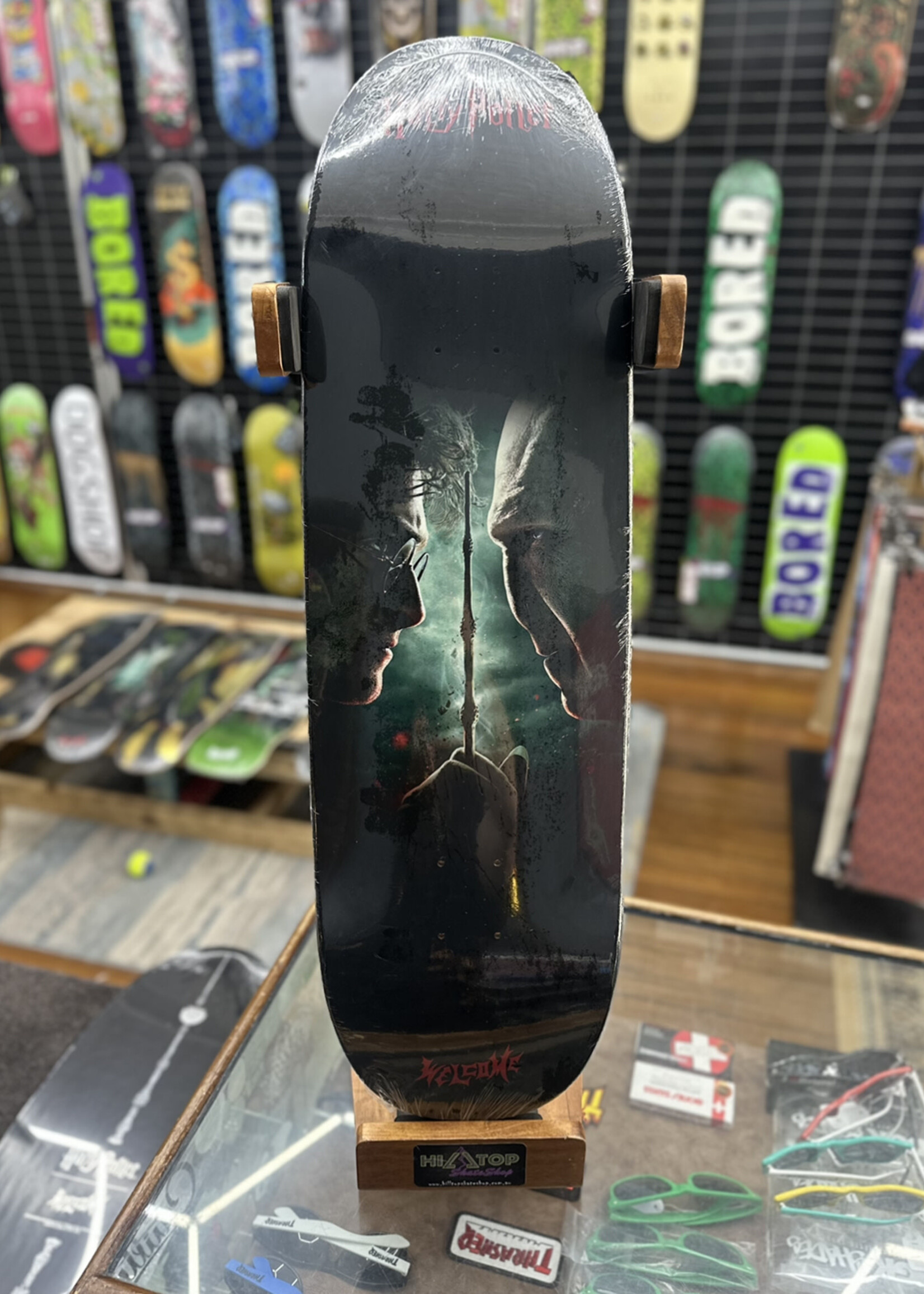 Welcome WELCOME - Harry Potter Finale on Boline 2 - 9.5"