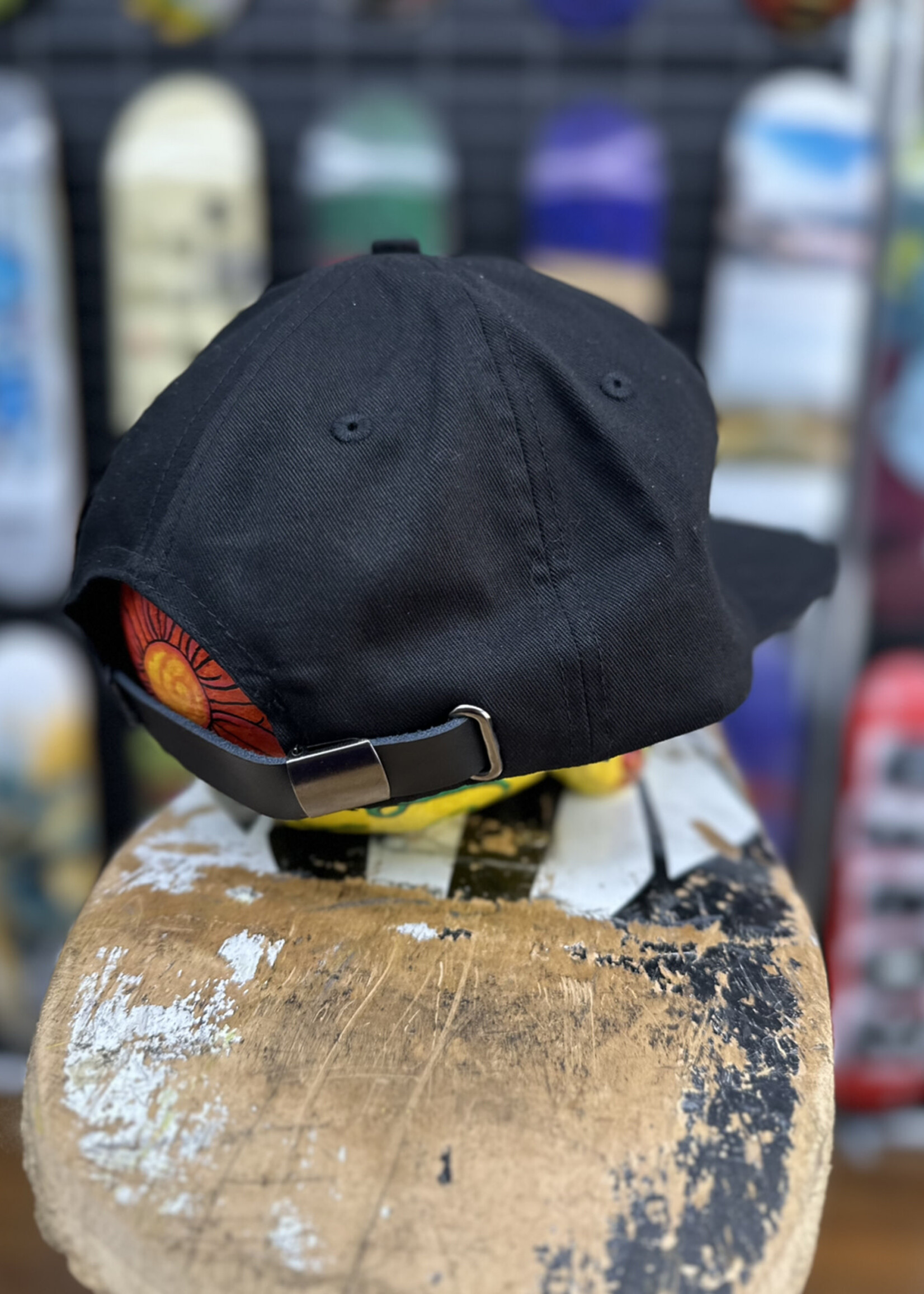 Creature CREATURE - Deadly Sands Black Strapback Cap