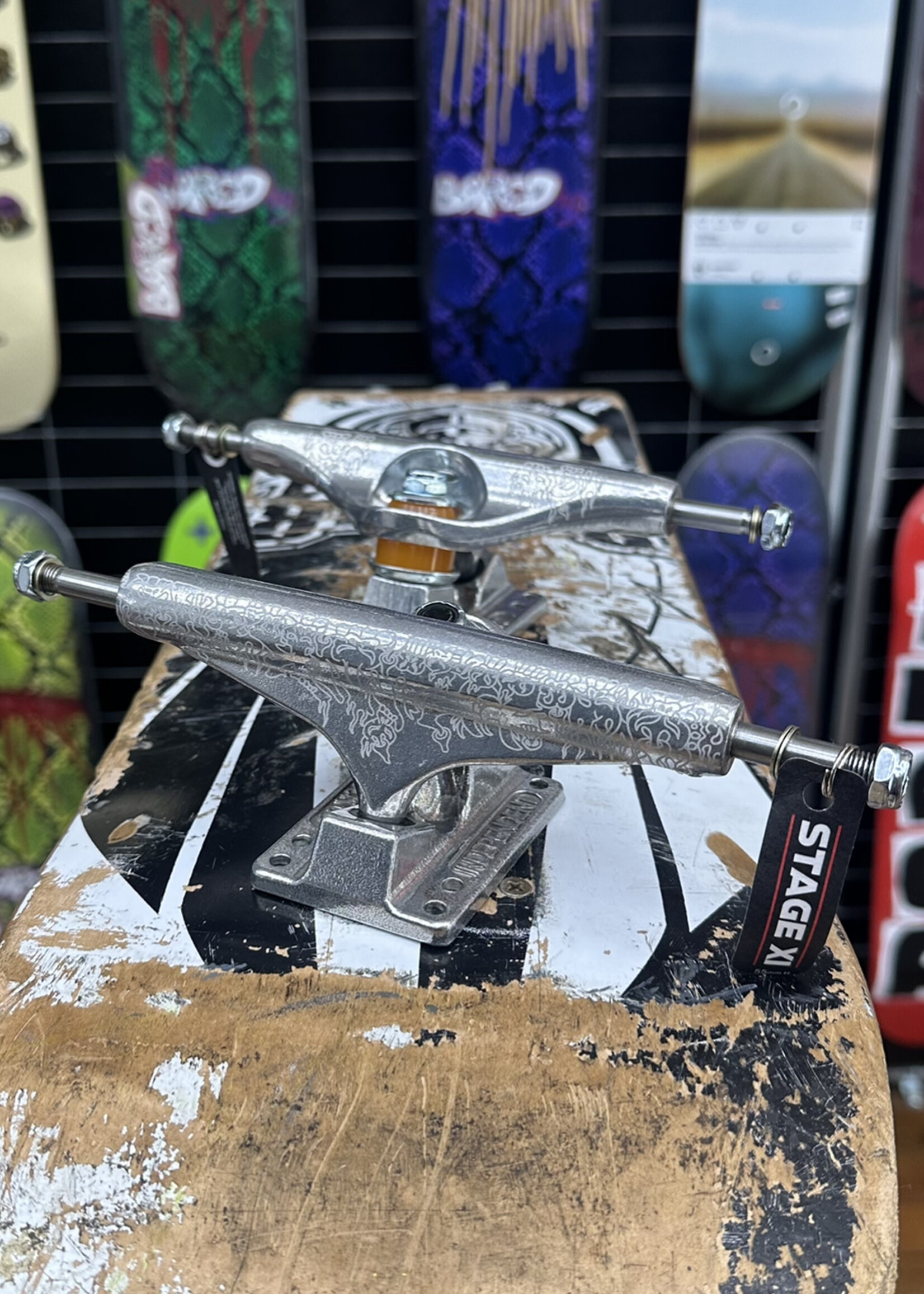 Independent Trucks INDEPENDENT - Stage 11 TFunk Silver Laser Etched Trucks Pair