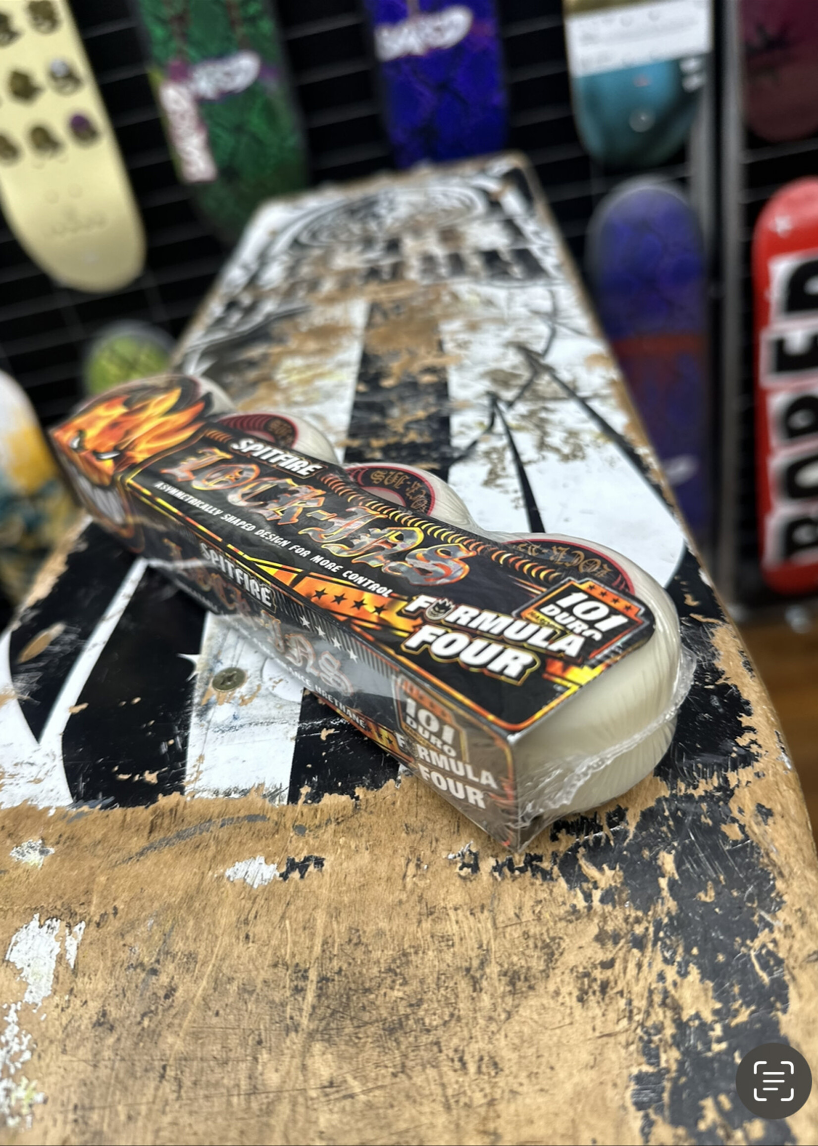 Spitfire Wheels SPITFIRE WHEELS - Formula Four Lock-In - 101a 52mm