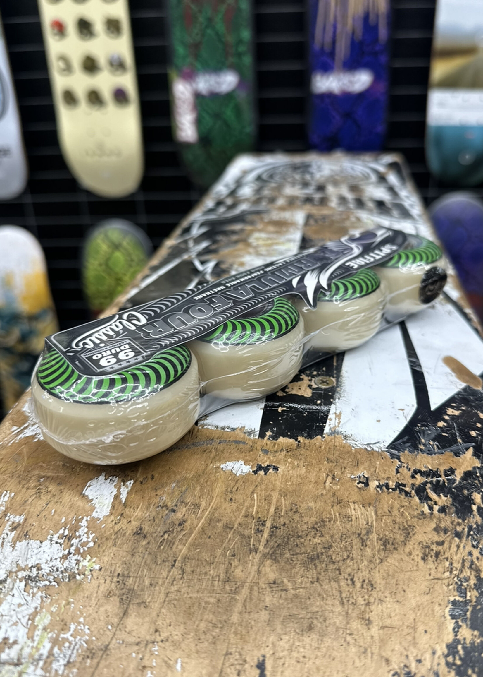 Spitfire Wheels SPITFIRE WHEELS - Formula Four Classic Green Swirl - 99a 52mm