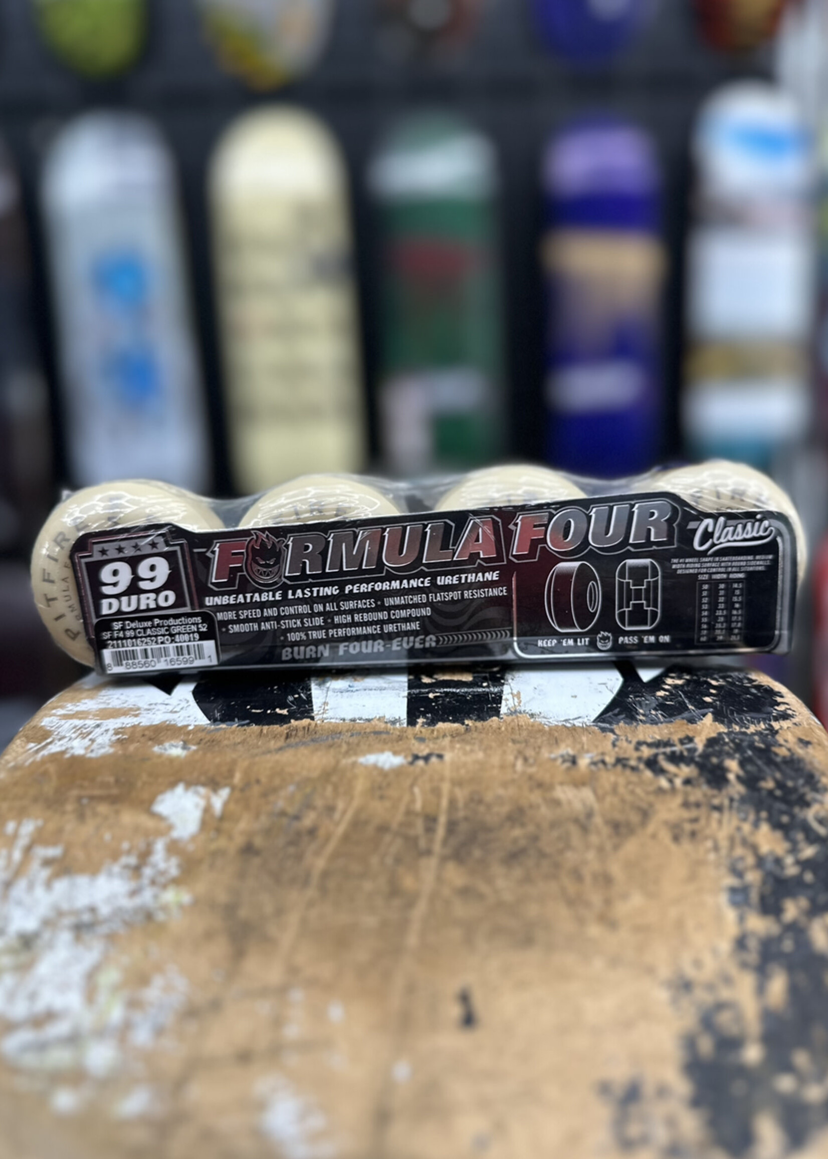 Spitfire Wheels SPITFIRE WHEELS - Formula Four Classic Green Swirl - 99a 52mm