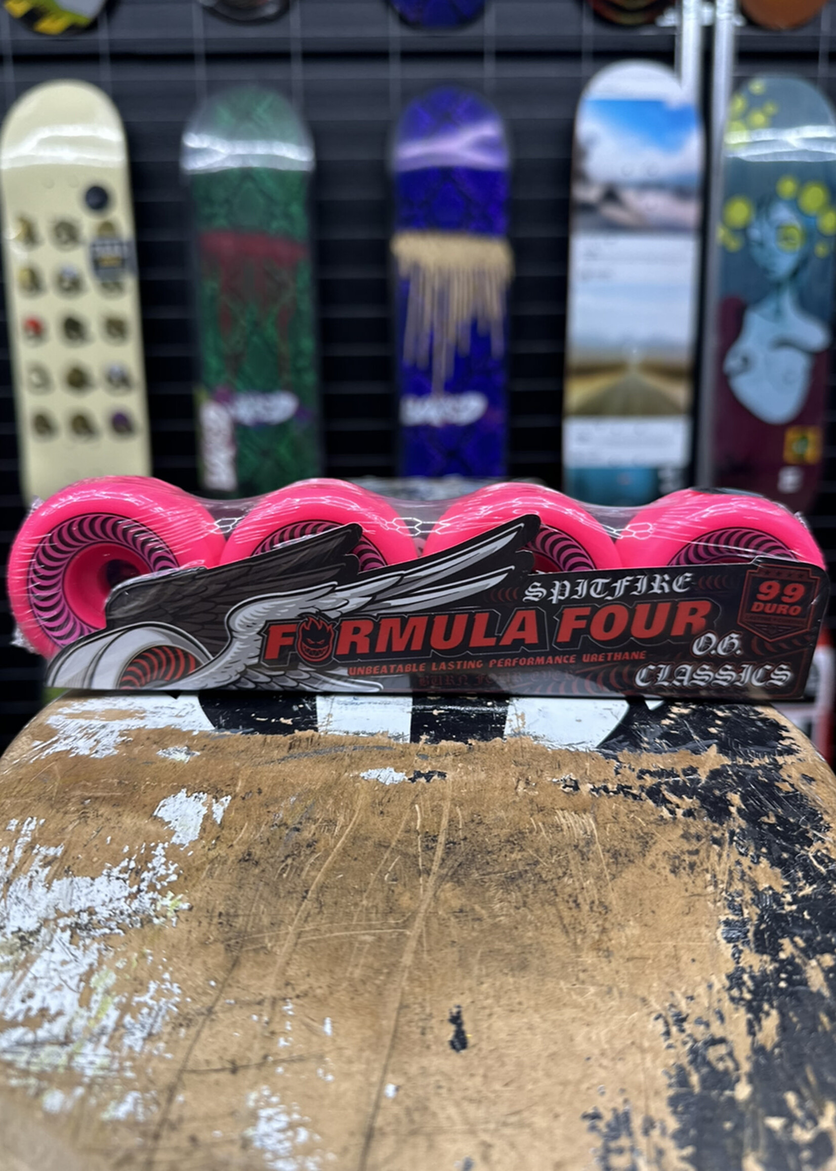 Spitfire Wheels SPITFIRE WHEELS - Formula Four OG Classics Neon Pink - 53mm 99a