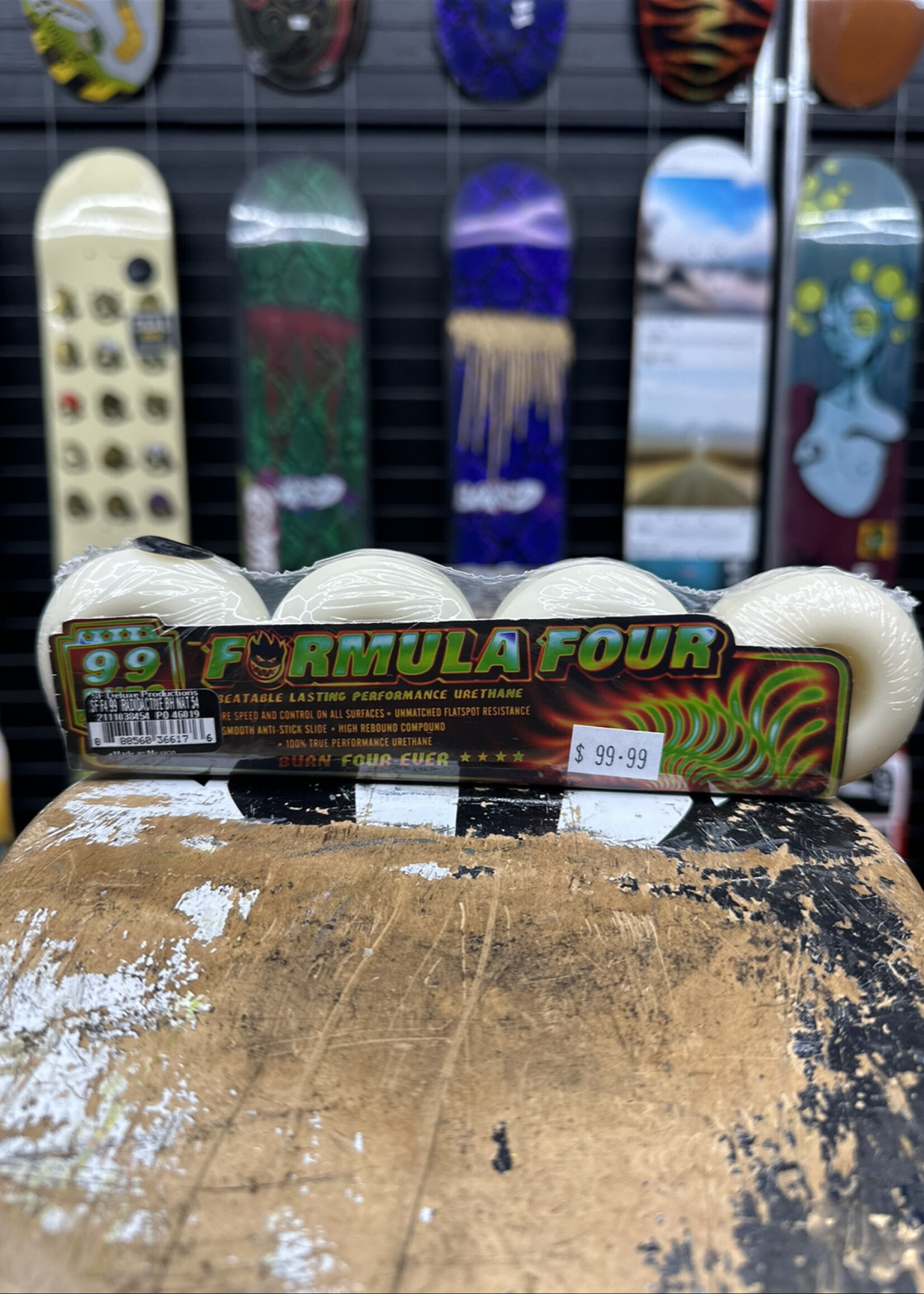 Spitfire Wheels SPITFIRE WHEELS - Formula Four Radioactive Bighead White - 54mm 99a