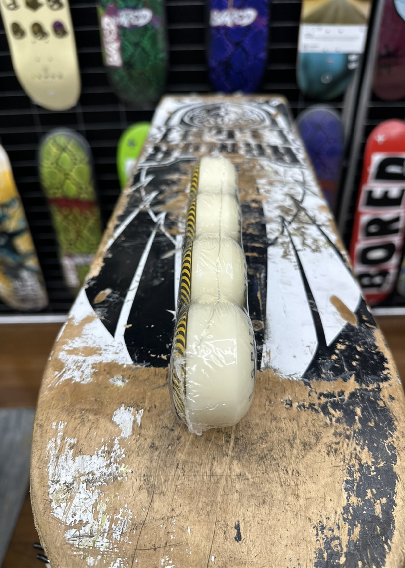 Spitfire Wheels SPITFIRE WHEELS - Formula Four Classic Yellow - 55mm 99a