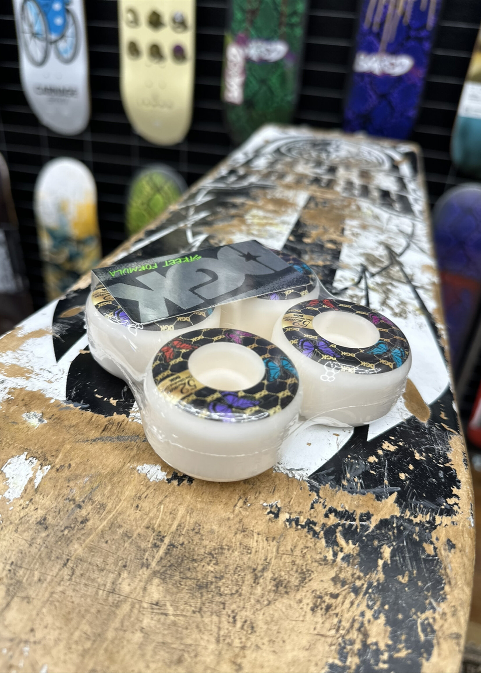 DGK DGK - Floating Butterfly Wheels - 52mm 101a