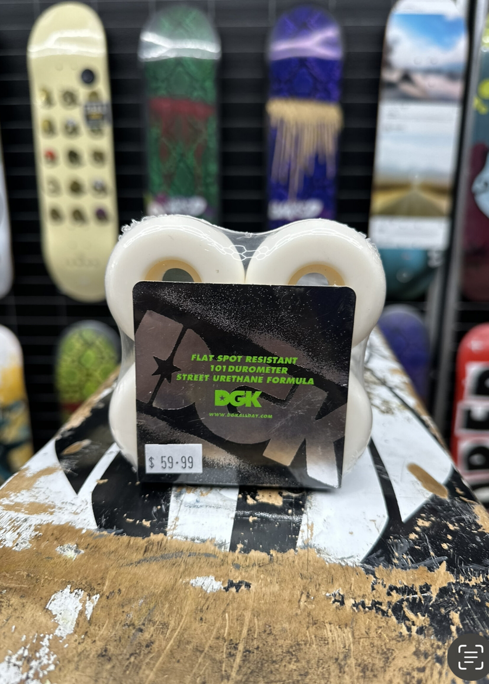 DGK DGK - Calaveras Gold Wheels - 52mm 101a