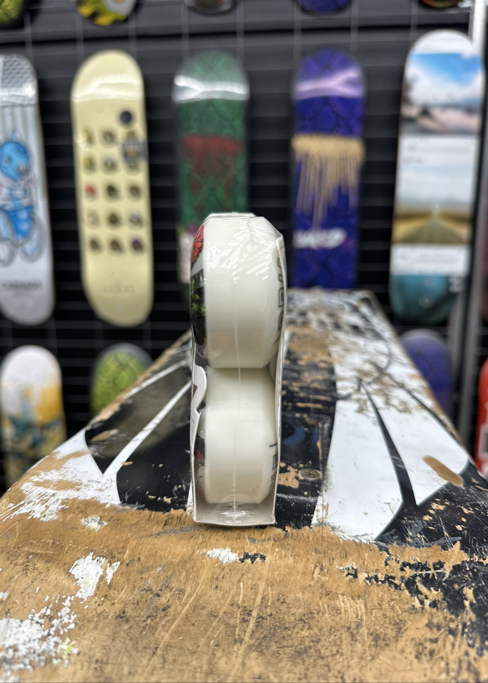 PRIMITIVE PRIMITIVE - Paul Rodriguez Butterfly Cycles Wheels - 101a 52mm