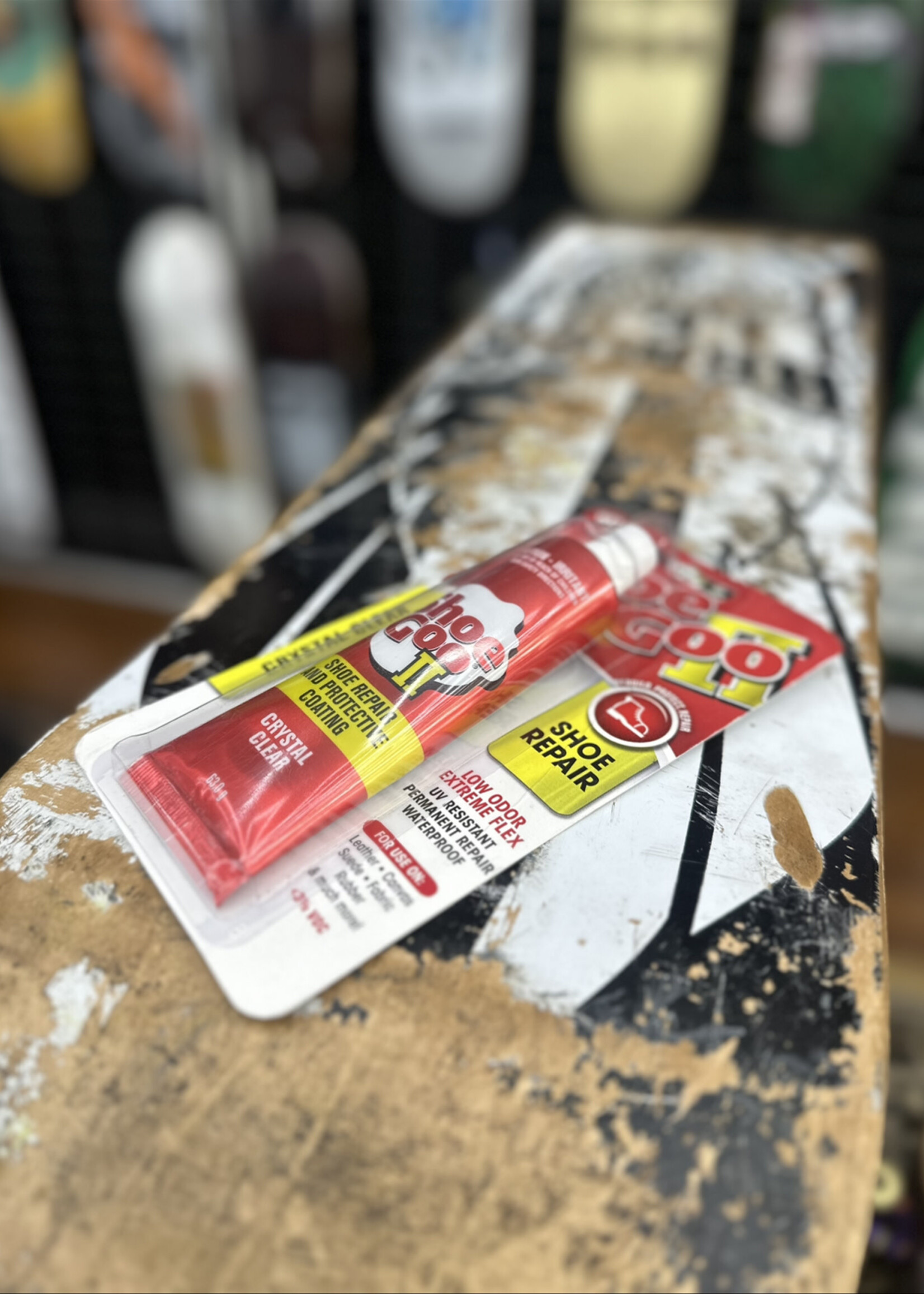 Shoe Goo SHOE GOO - II - Crystal Clear 2.2oz - Large 63g