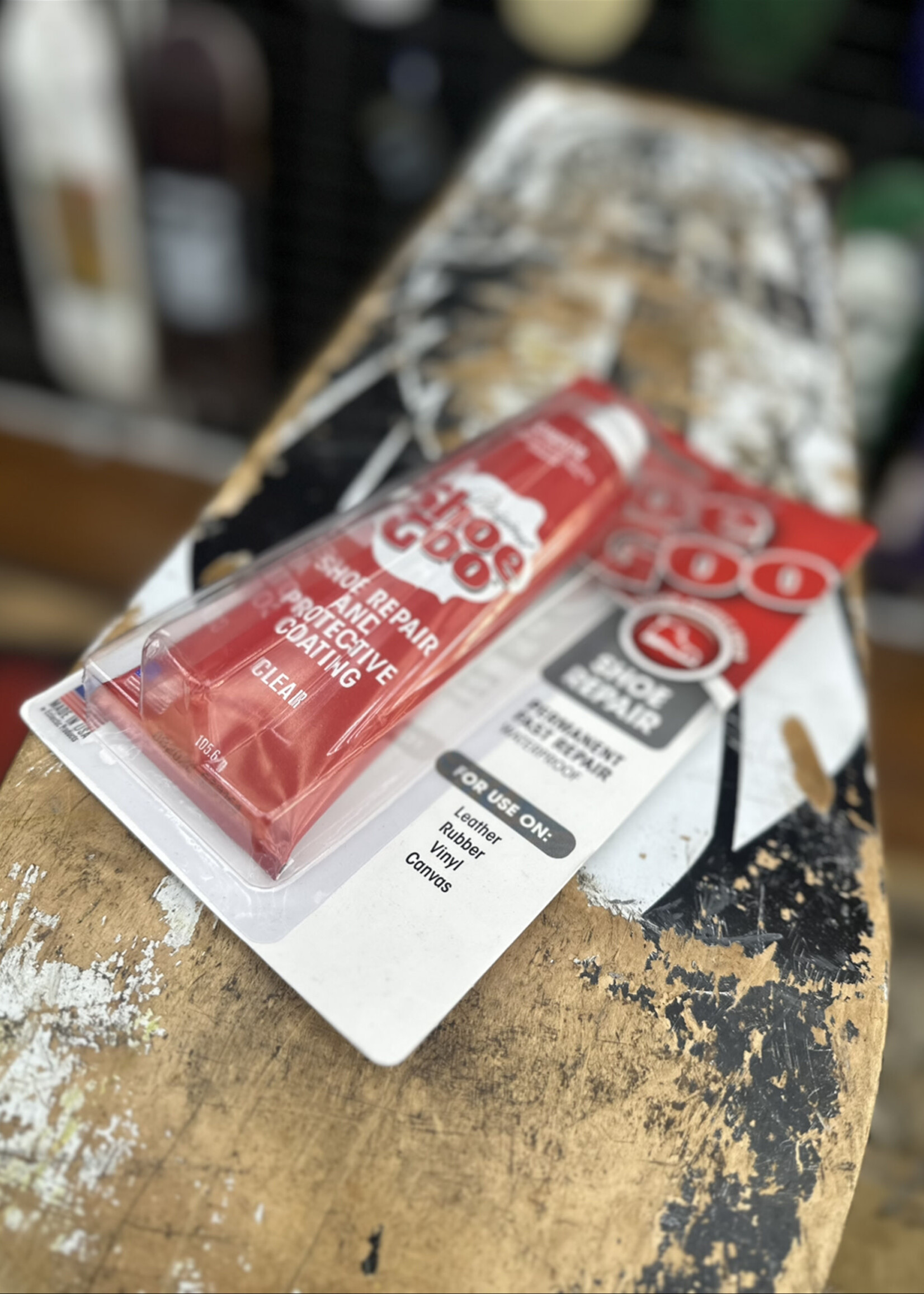 Shoe Goo SHOE GOO - Original Clear 3.7oz - Large 105.6g