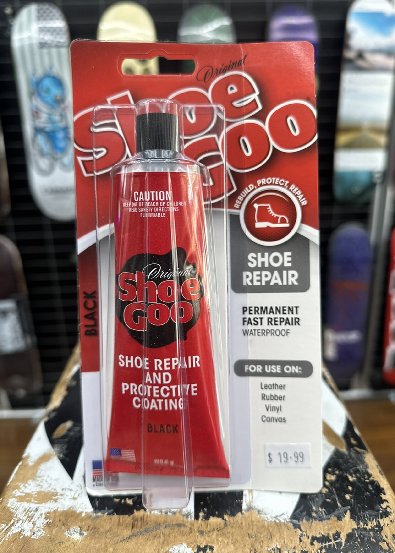 Shoe Goo SHOE GOO - Original Black 3.7oz - Large 105.6g