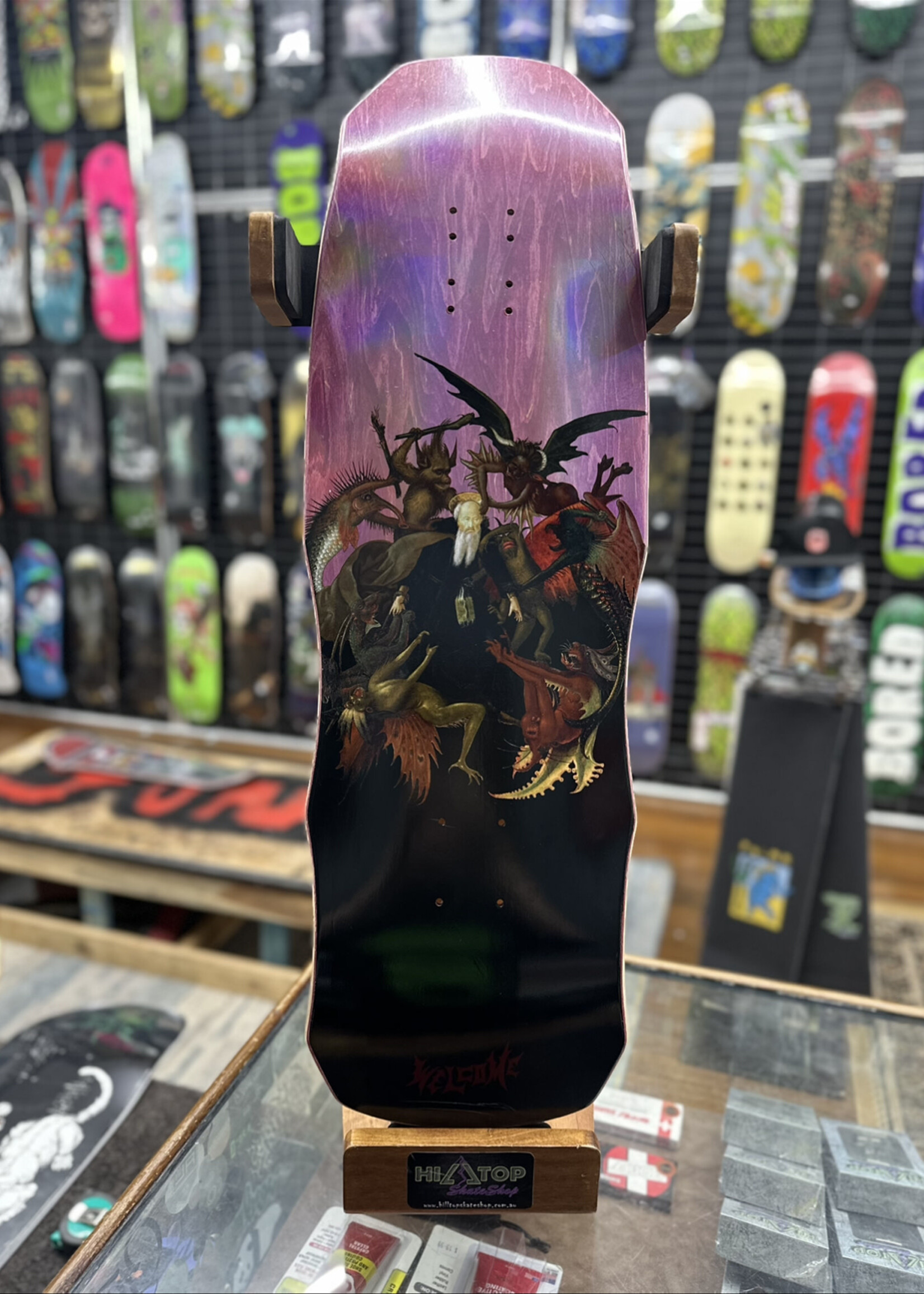 Welcome WELCOME SKATEBOARDS - Torment on Dark Lord Dark Foil Red Stain - 9.8"