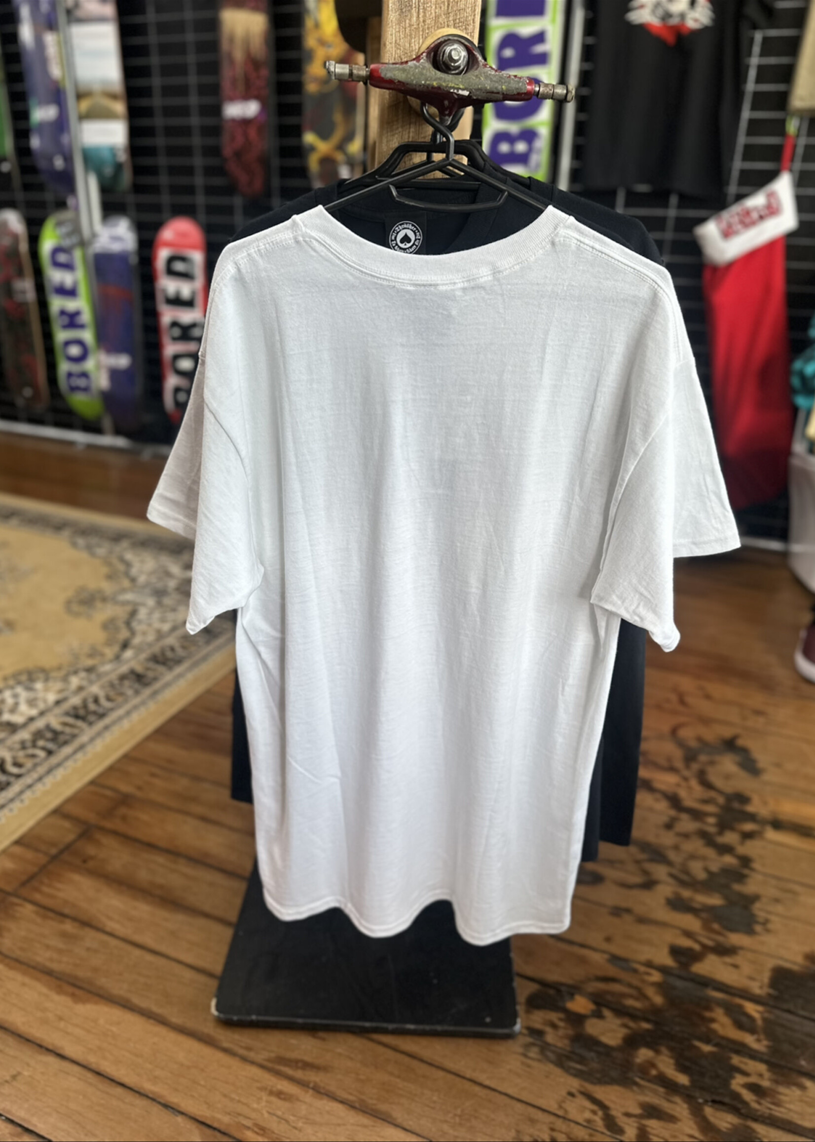 Thrasher THRASHER x TOY MACHINE - Bury the Hatchett Tee