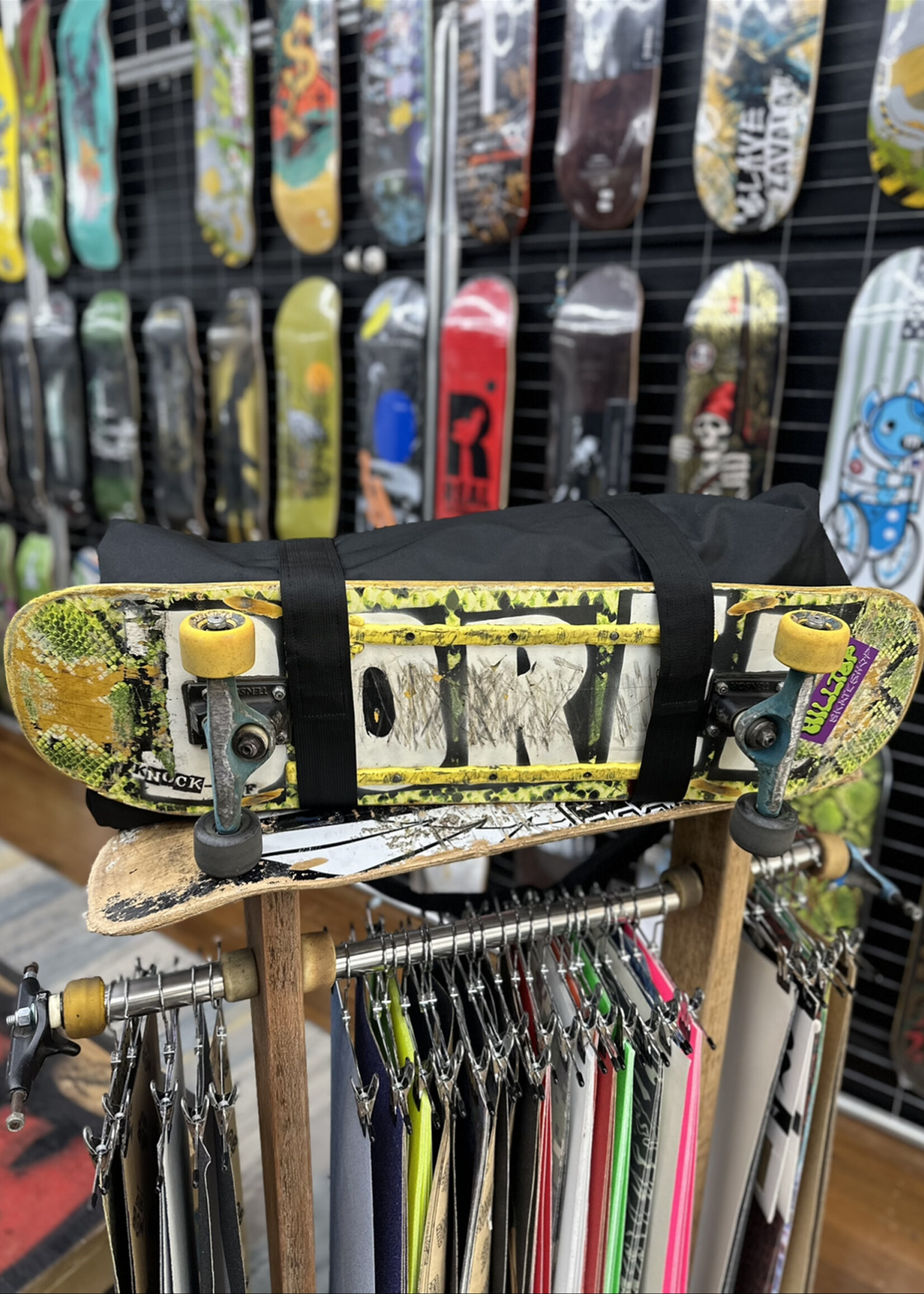 Thrasher THRASHER - Skateboard Strap Duffel Bag