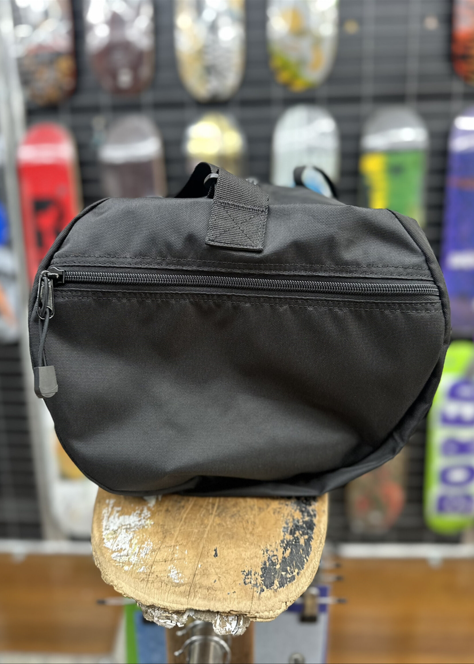 Thrasher THRASHER - Skateboard Strap Duffel Bag