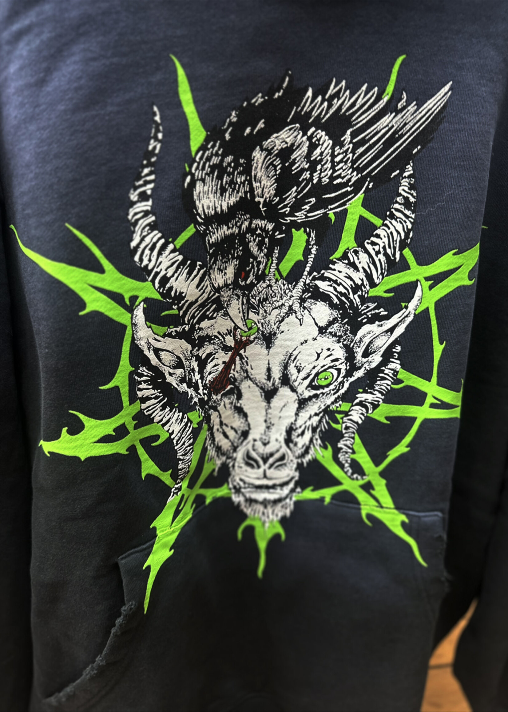 Welcome WELCOME SKATEBOARDS - Slipknot Ravenous Distressed Sun Fade Hoodie