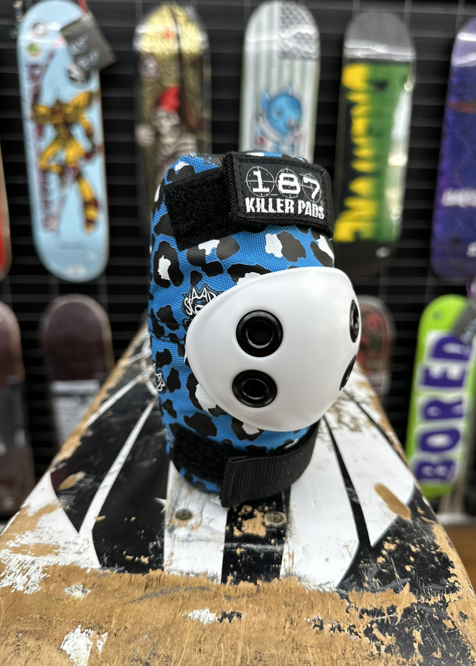 187 KILLER PADS 187 KILLER PADS -  Six Pack Staab Blue Leopard Print - Junior