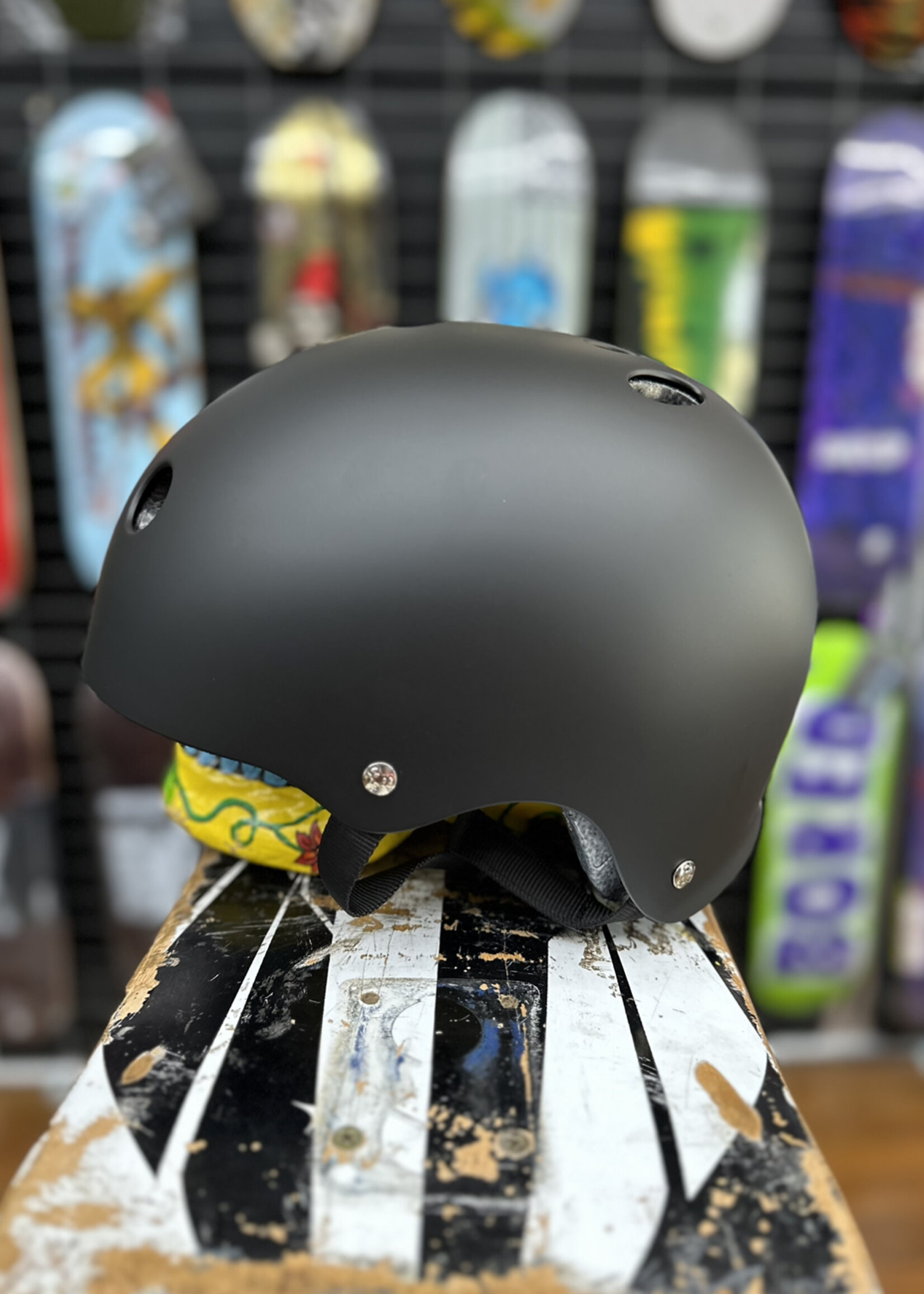 Triple 8 TRIPLE 8 - Deep Cover Mike McGill Helmet