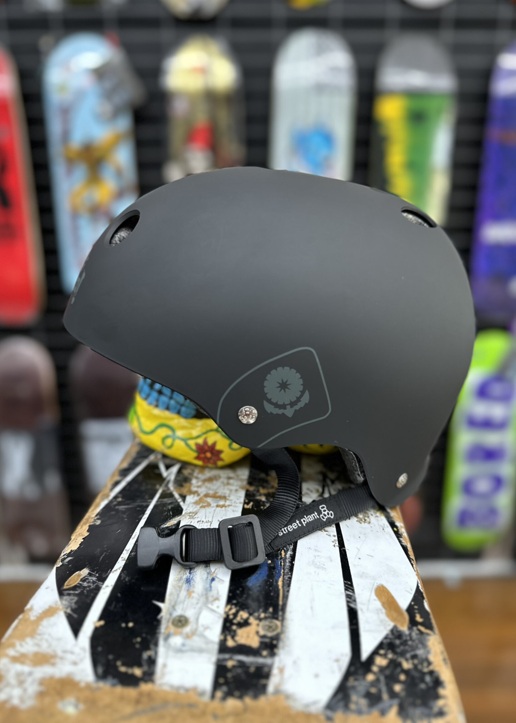 Triple 8 TRIPLE 8 - The Certified Helmet Sweat Saver Street Plant Black Rubber -