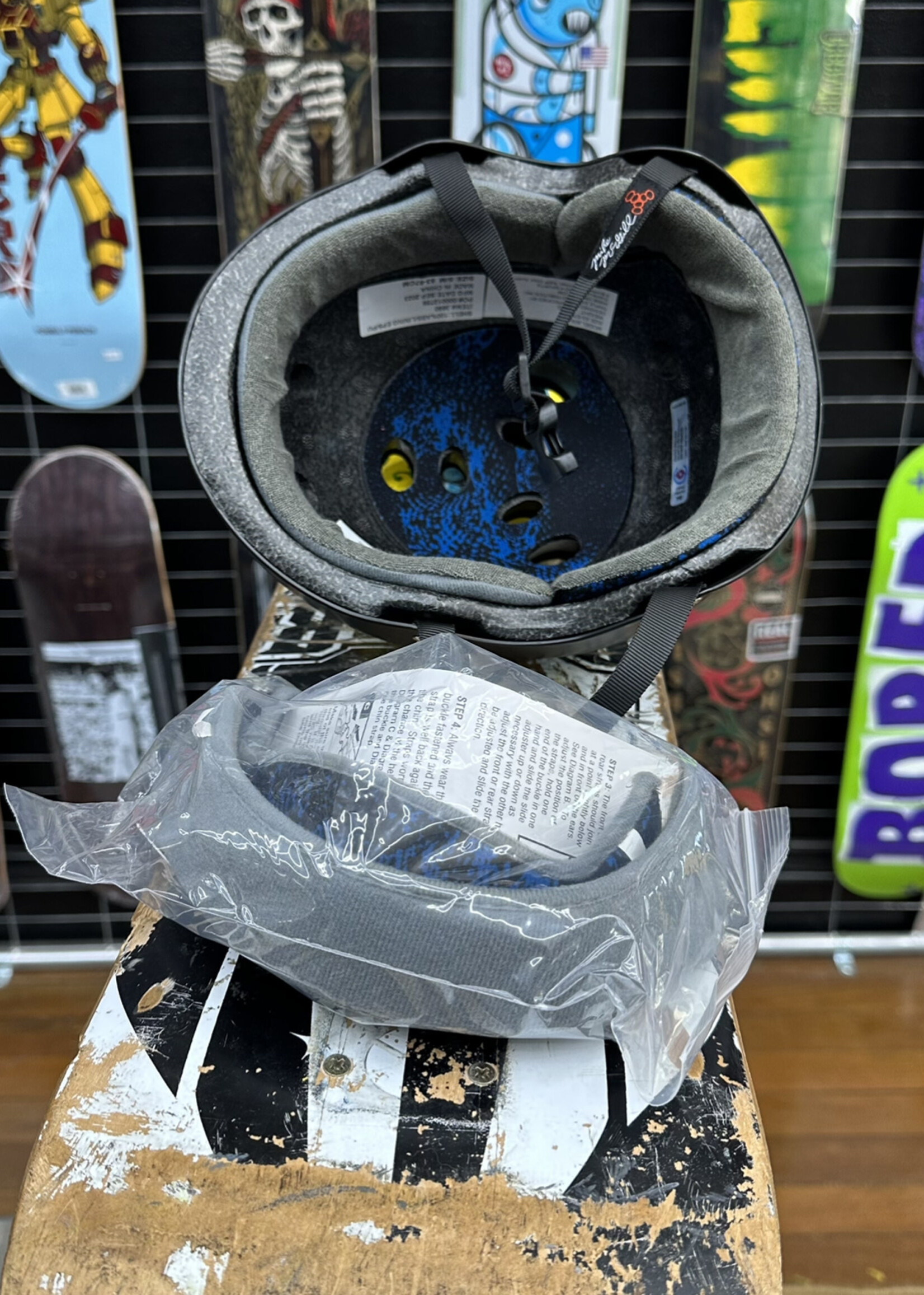 Triple 8 TRIPLE 8 - The Certified Helmet SweatSaver Mike McGill Edition