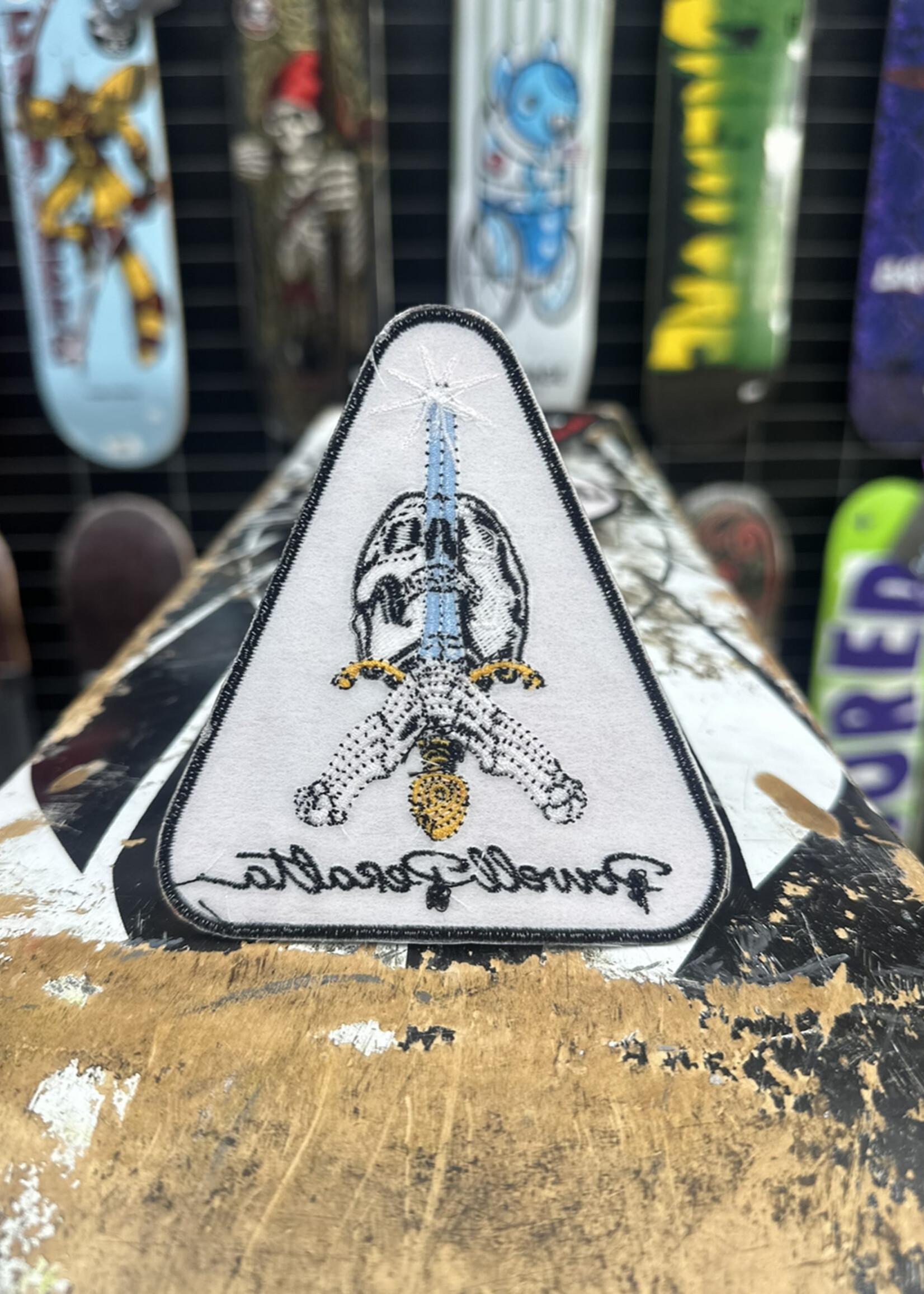 Powell Peralta POWELL PERALTA - Iron-on Patch Skull and Sword Red - 4.125"