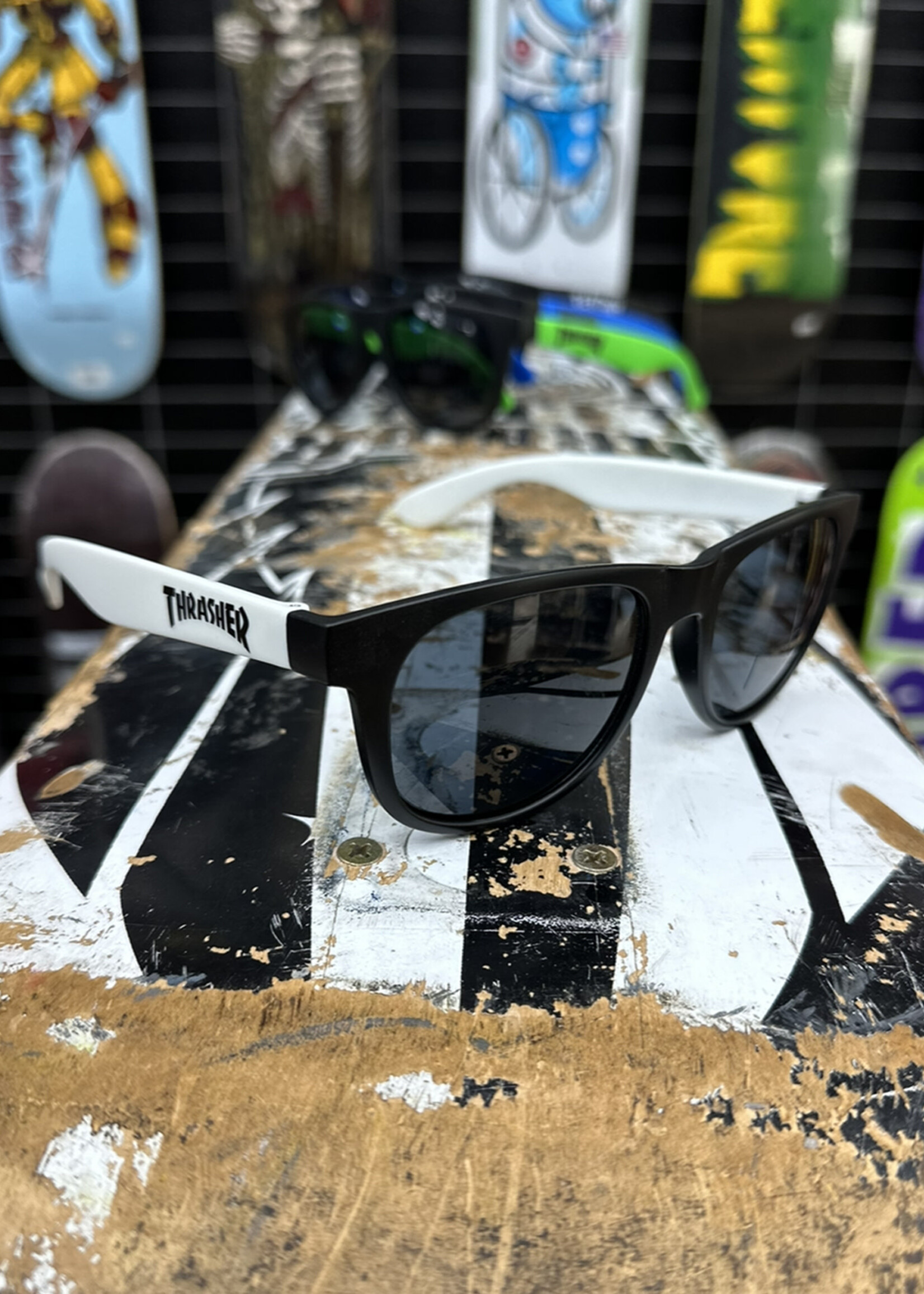 Thrasher THRASHER - Thrasher Sunnies - White