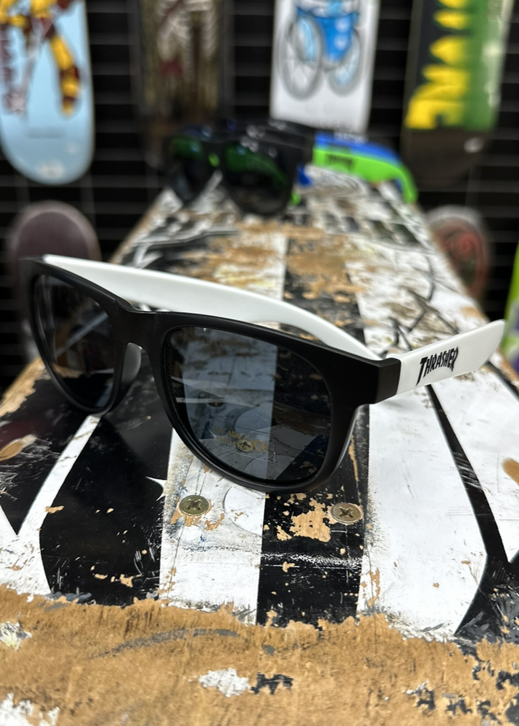 Thrasher THRASHER - Thrasher Sunnies - White