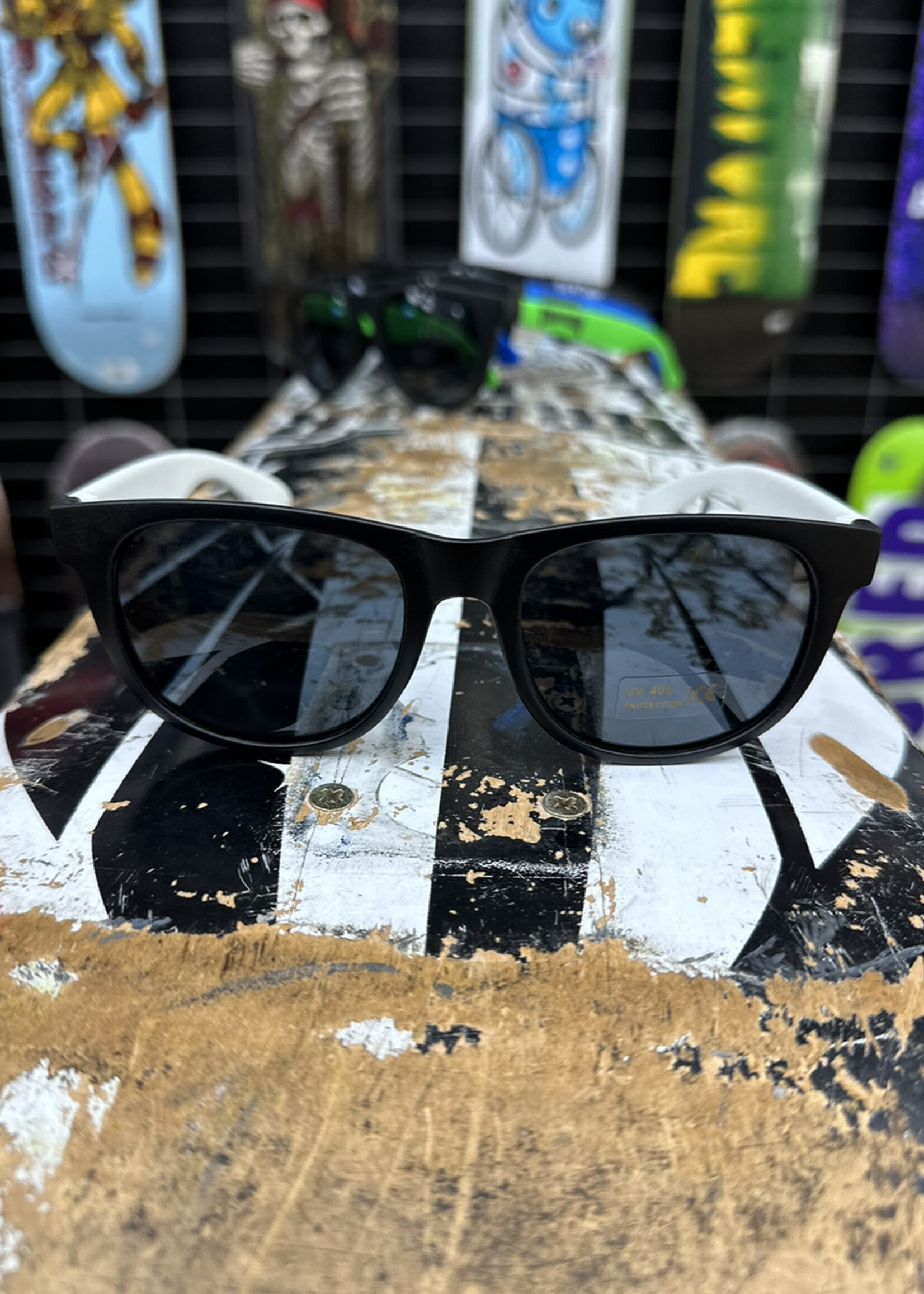 Thrasher THRASHER - Thrasher Sunnies - White