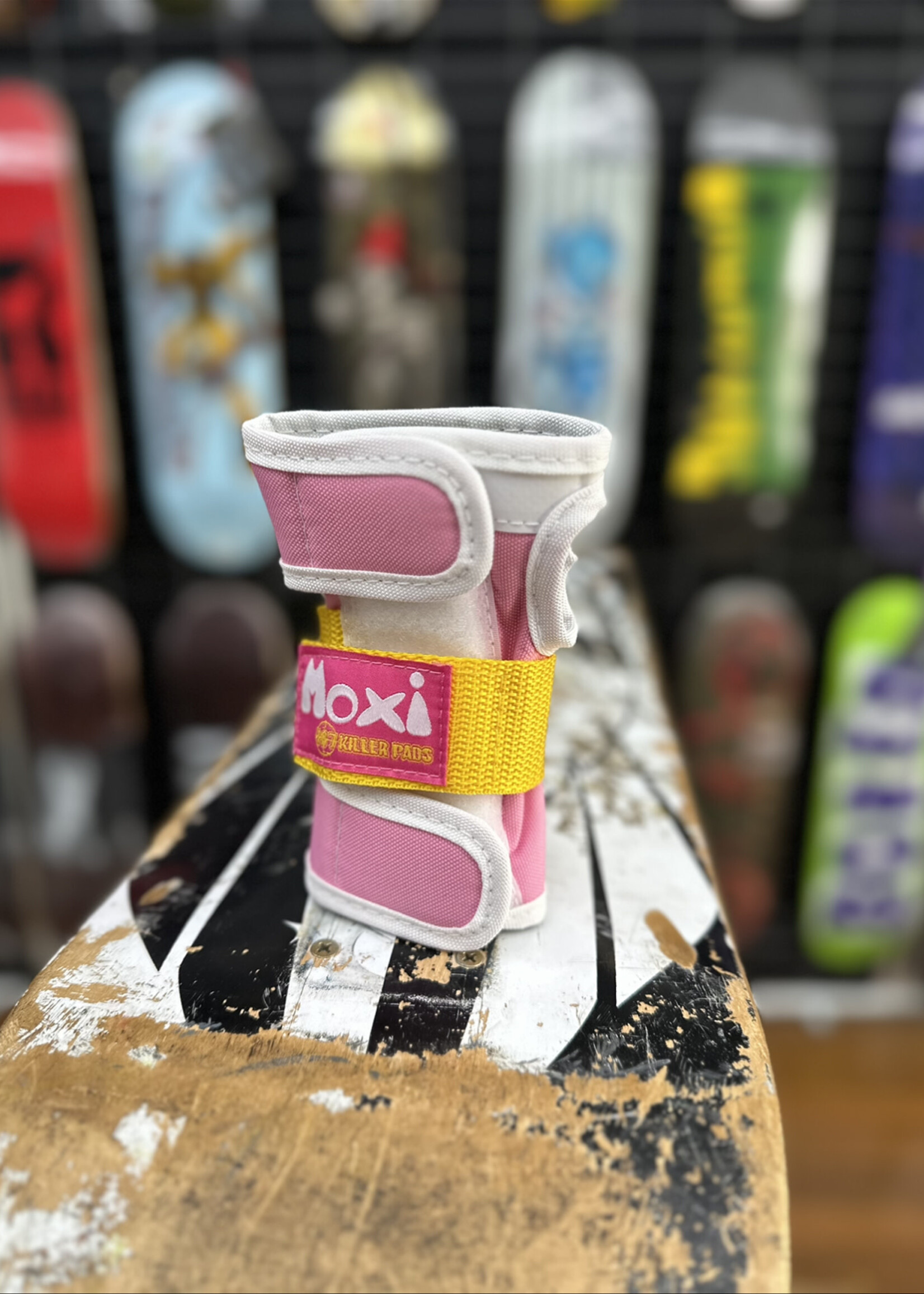 187 KILLER PADS 187  KILLER PADS - Six Pack Adult Moxi Pink/Peach - XSmall