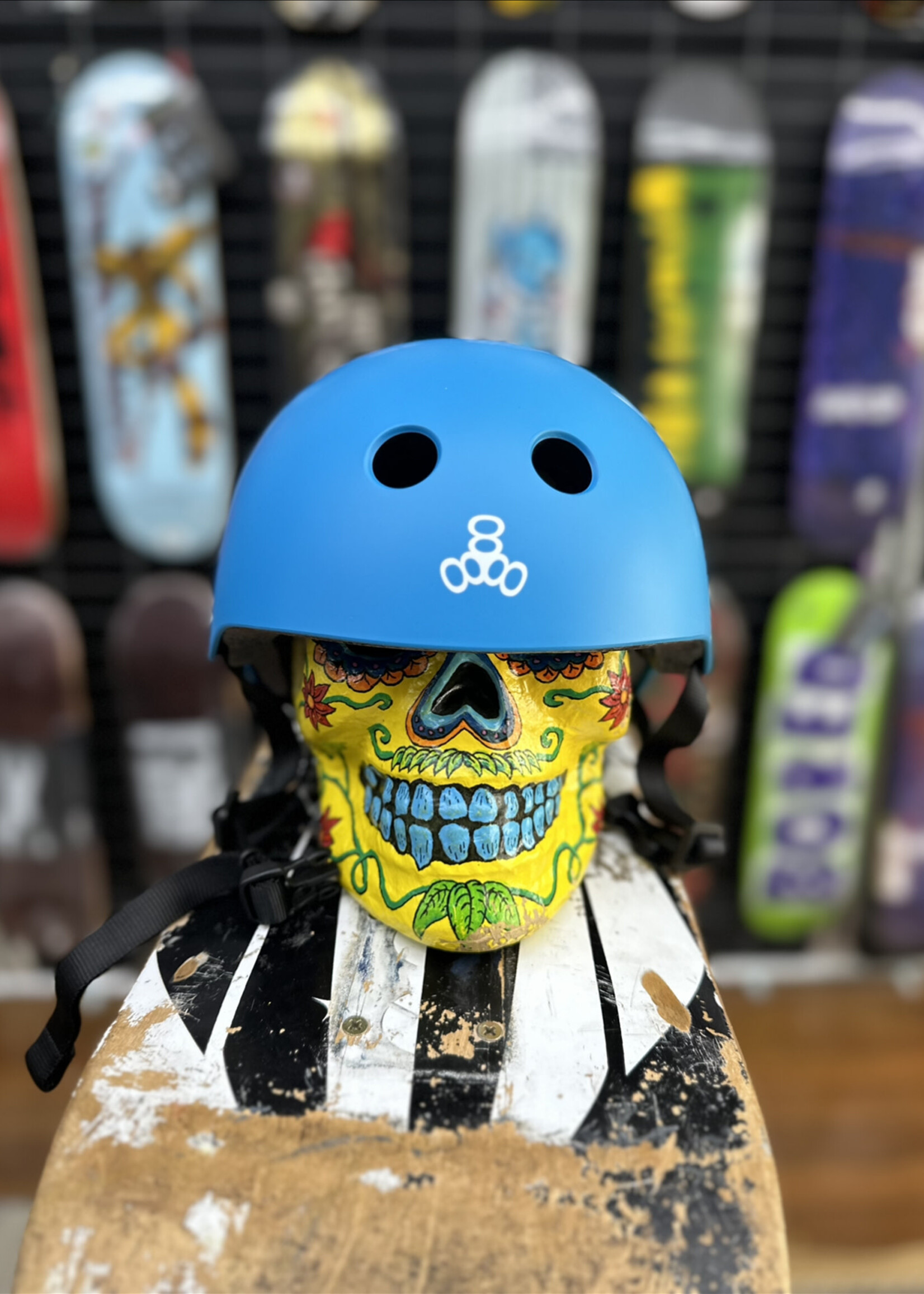 Triple 8 TRIPLE 8 - Lil 8 Certified Staab Helmet Neon Blue Rubber - Youth