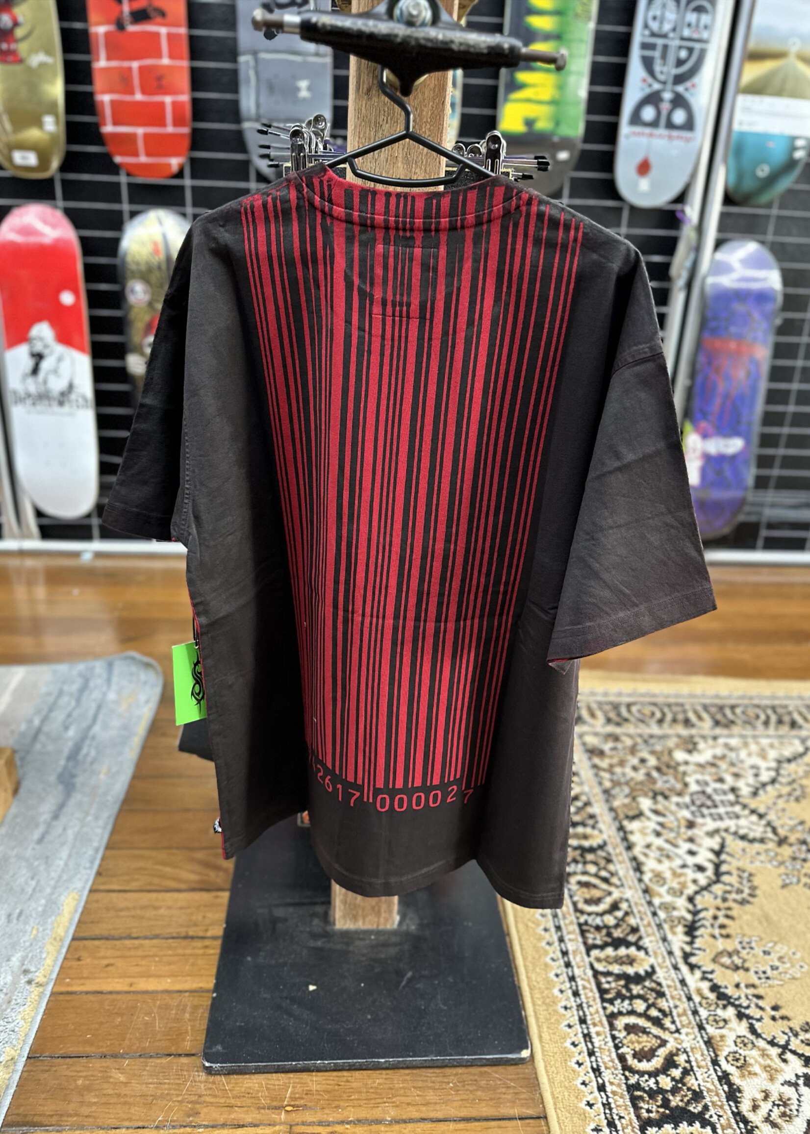 Welcome WELCOME SKATEBOARDS - Slipknot Barcode Overprint Tee Black/Red