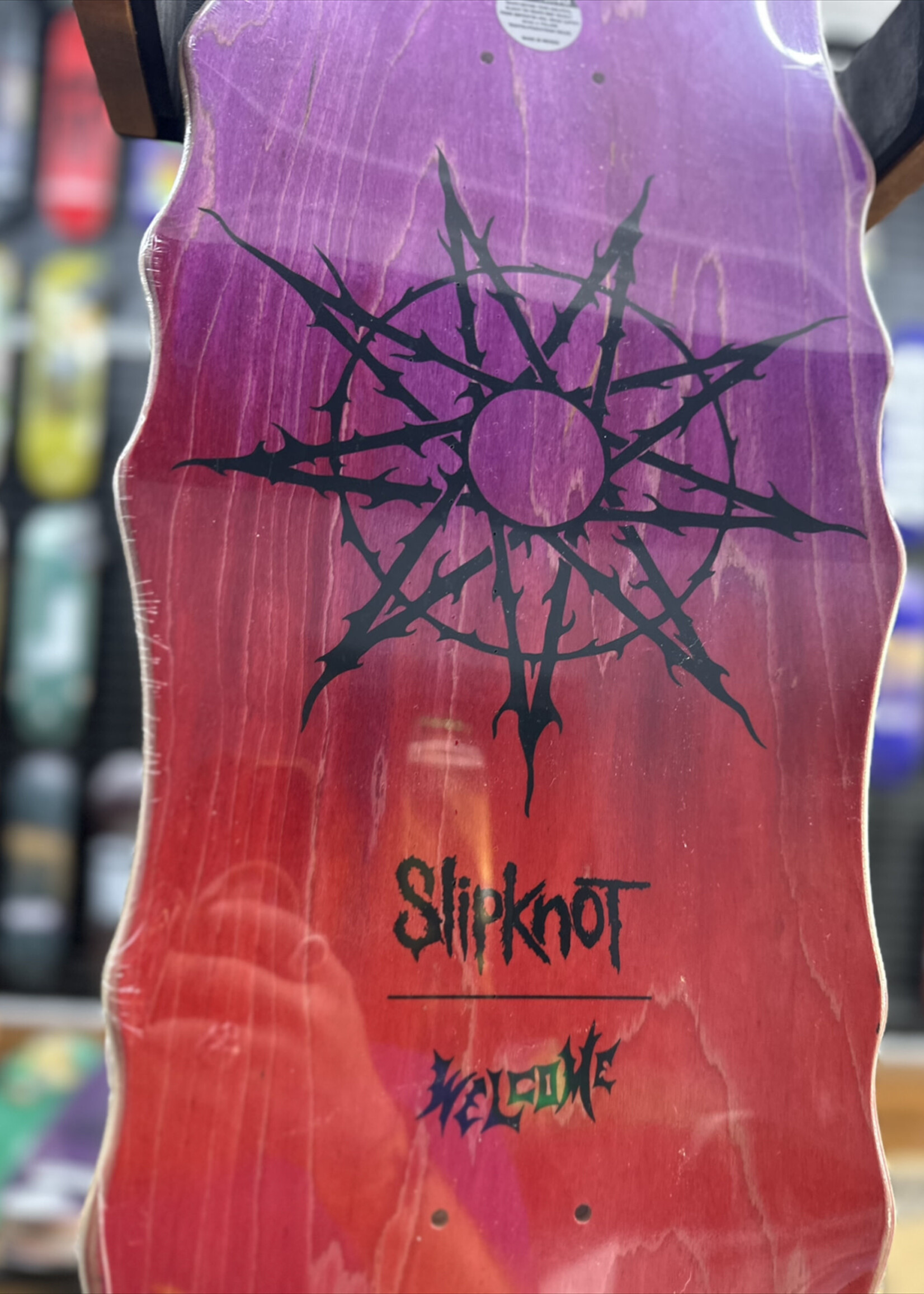 Welcome WELCOME SKATEBOARDS - Slipknot Tribal S on Widow Purple/Red Deck - 9.5"
