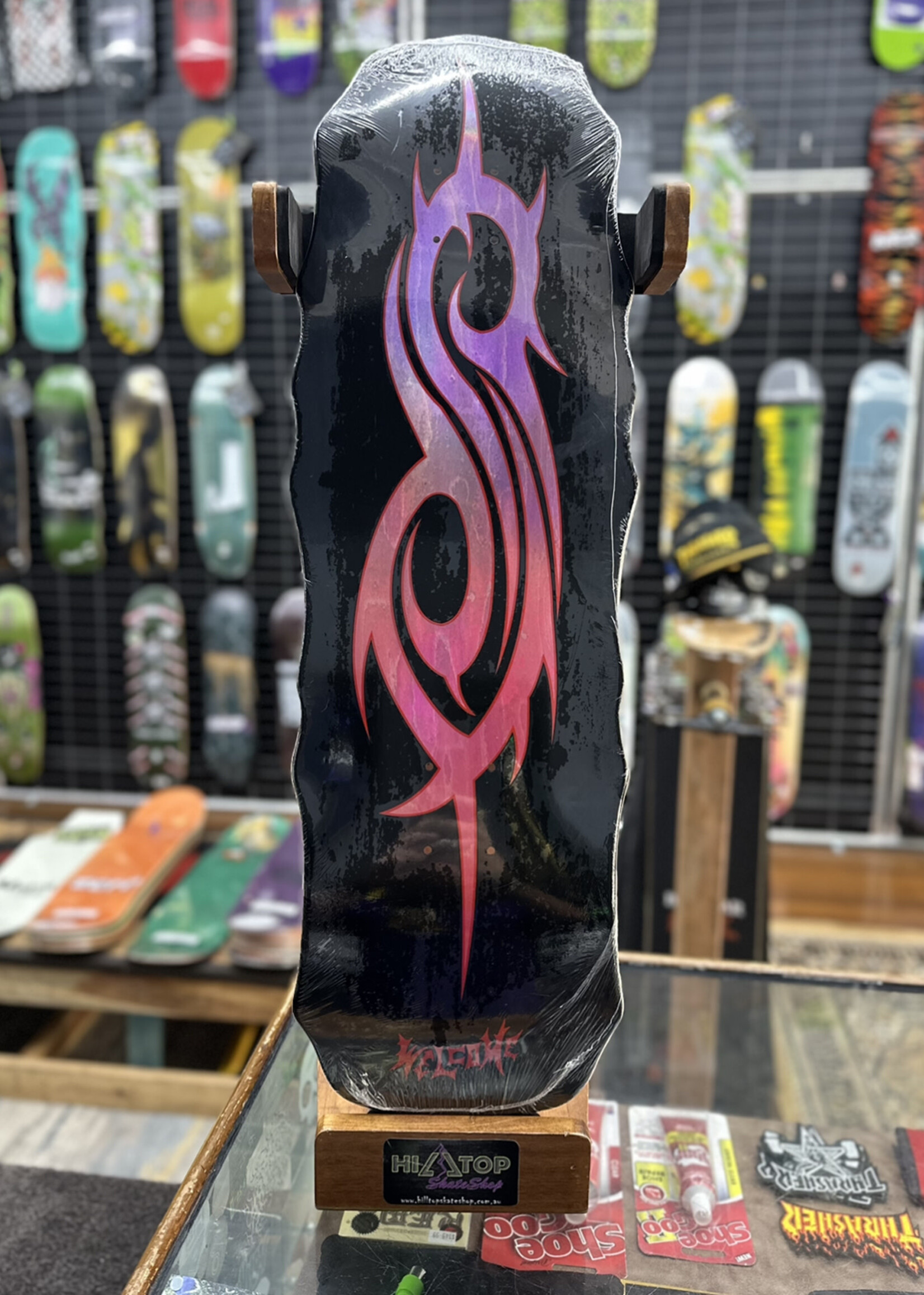 Welcome WELCOME SKATEBOARDS - Slipknot Tribal S on Widow Purple/Red Deck - 9.5"