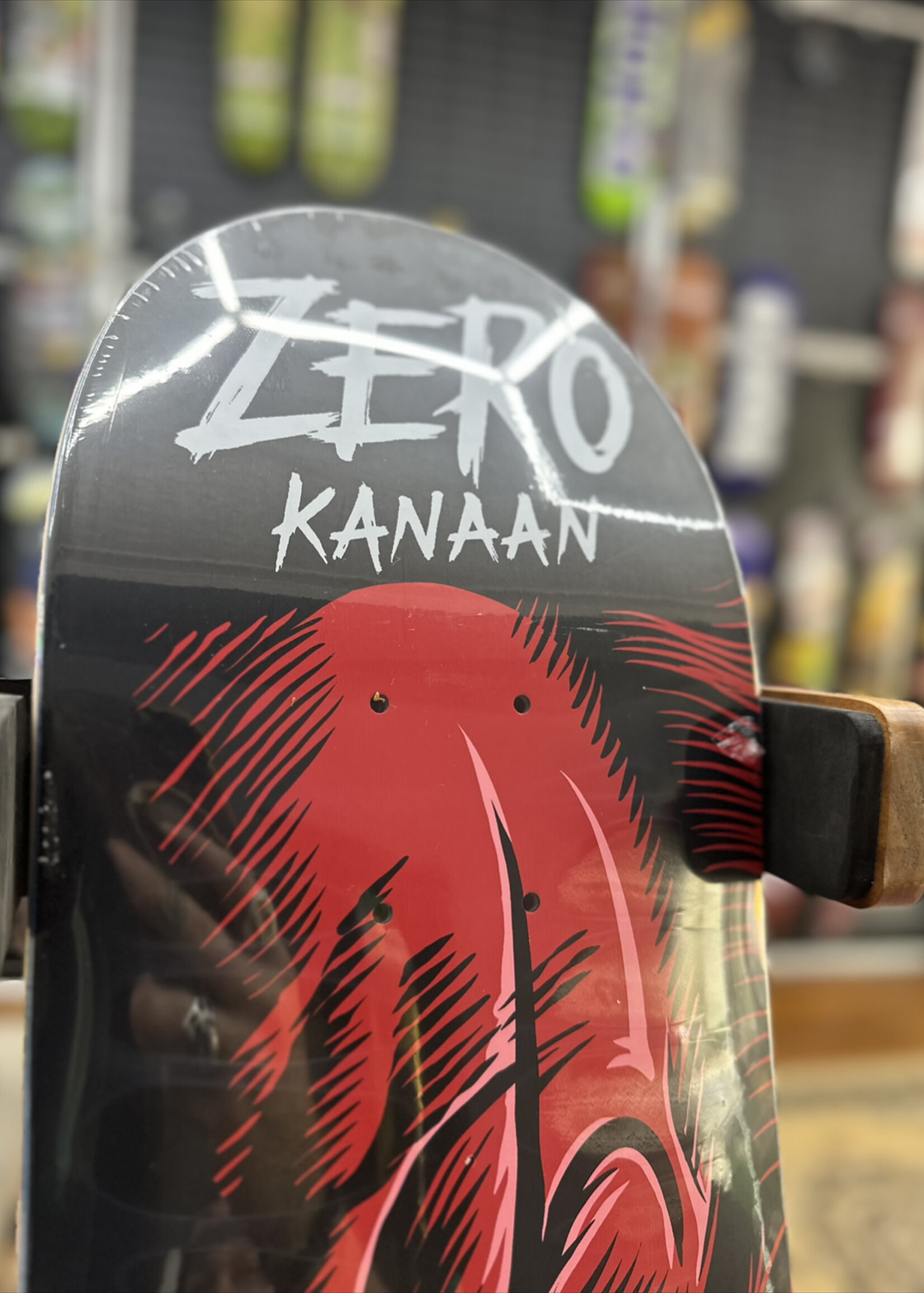 Zero ZERO - Fright Night Kanaan Dern - 8.25"