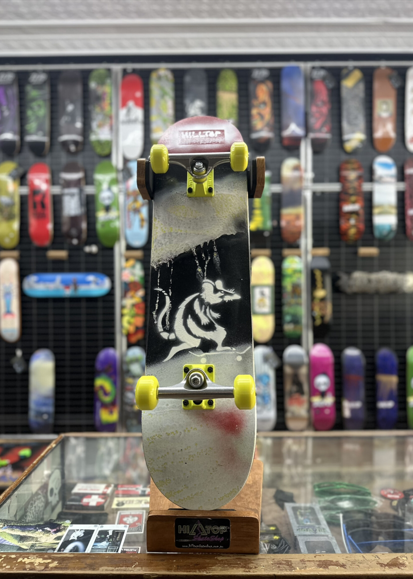 Hilltop Skateshop HILLTOP SKATESHOP - Recycled Spraypaint Skate Rat #2