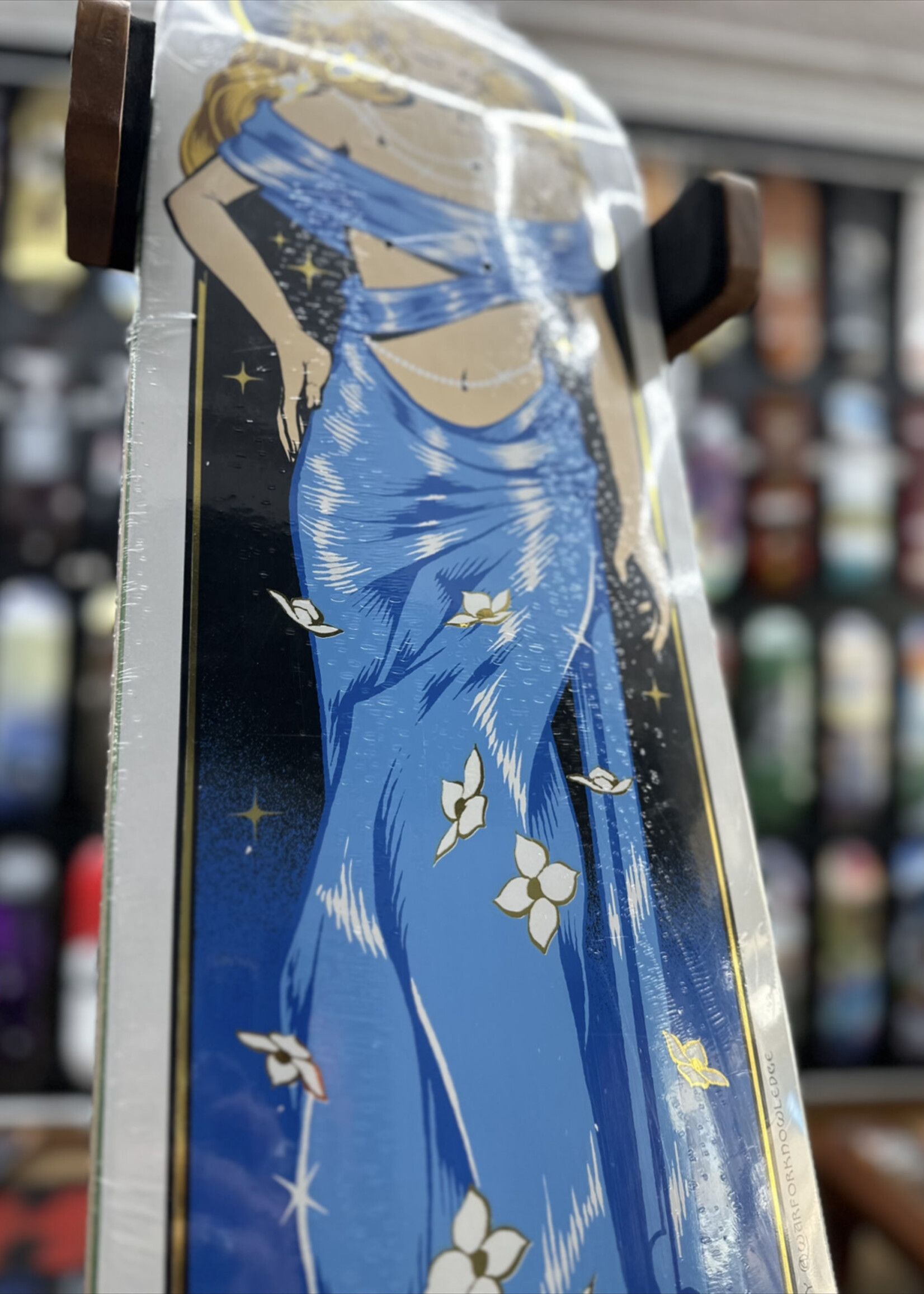 BIRDHOUSE BIRDHOUSE - Tom Schaar Divine Aura Deck - 8.625"