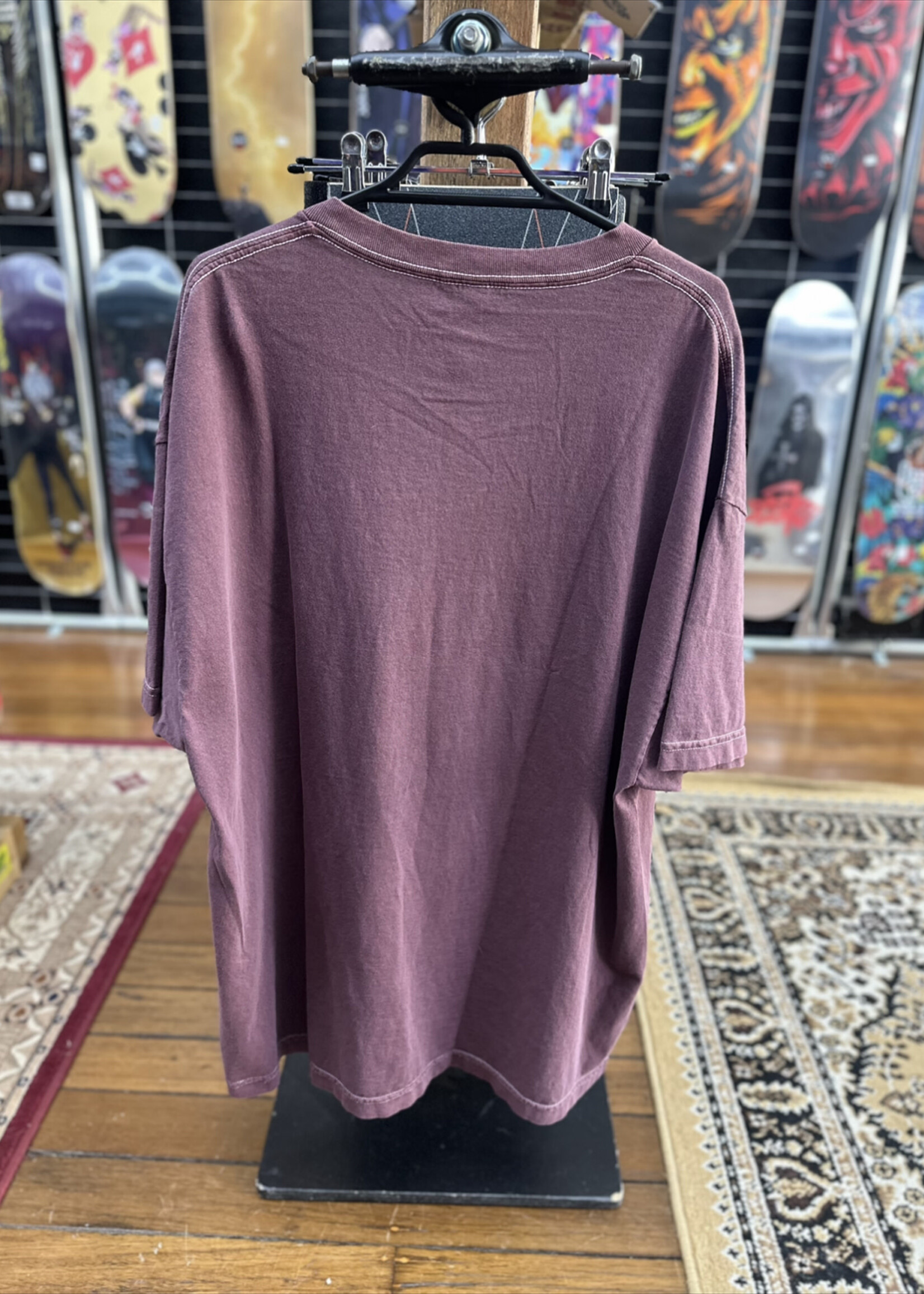 PRIMITIVE PRIMITIVE - My Hero Academia Izuku Midoriya Washed-Out Burgandy Tee - XLarge