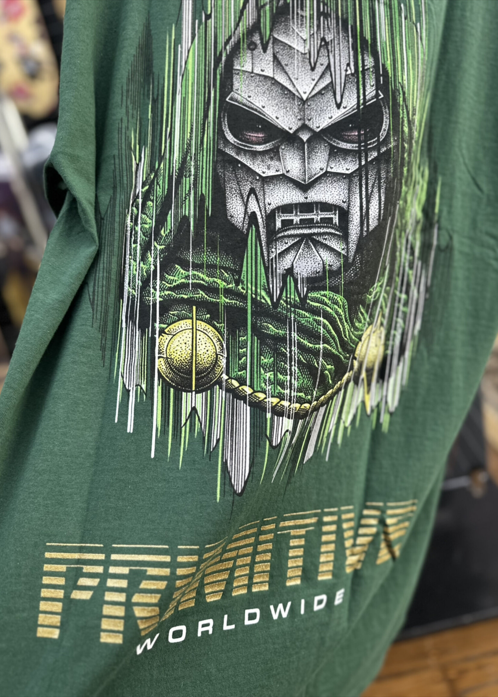 PRIMITIVE PRIMITIVE - Marvel Dr Doom Green Tee - Large