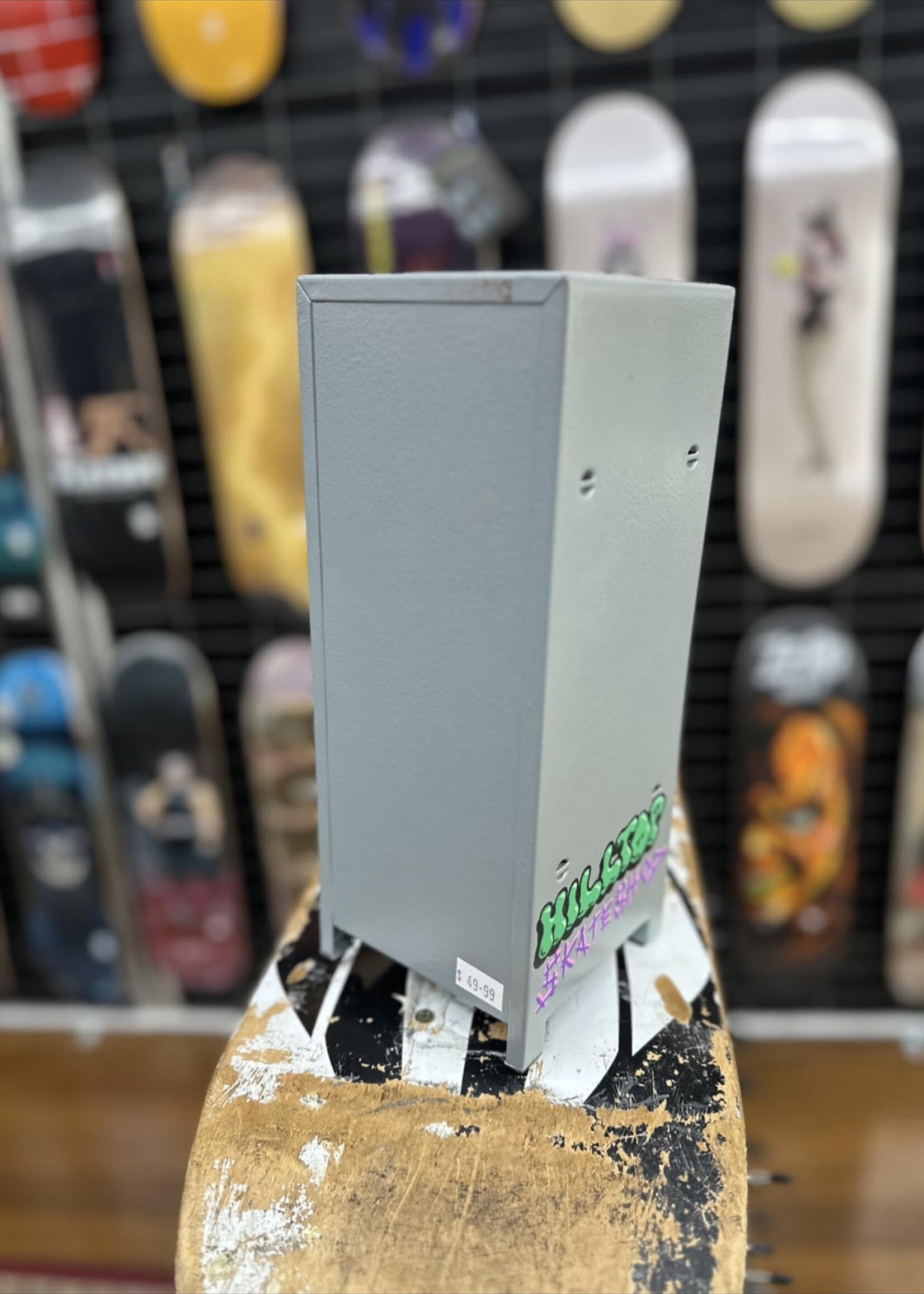 Hilltop Skateshop HILLTOP SKATESHOP - Customisable Desktop Mini Locker Storage