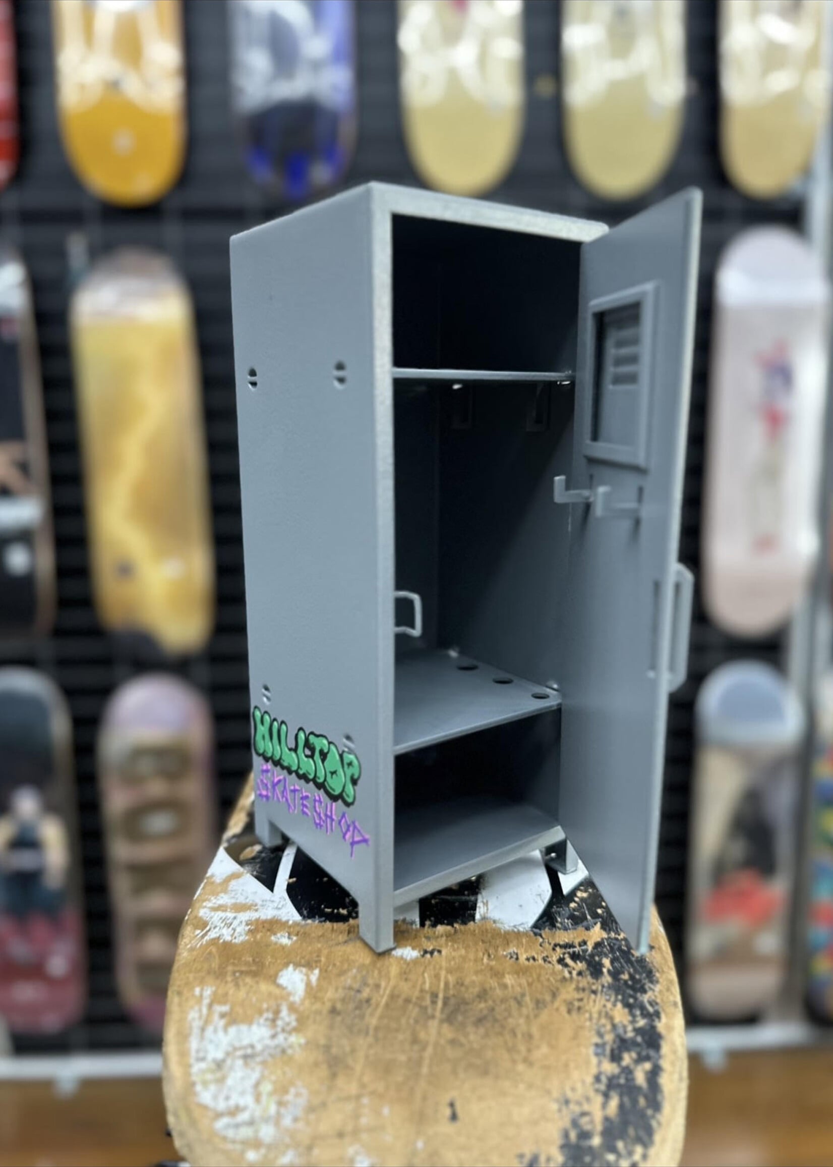 Hilltop Skateshop HILLTOP SKATESHOP - Customisable Desktop Mini Locker Storage