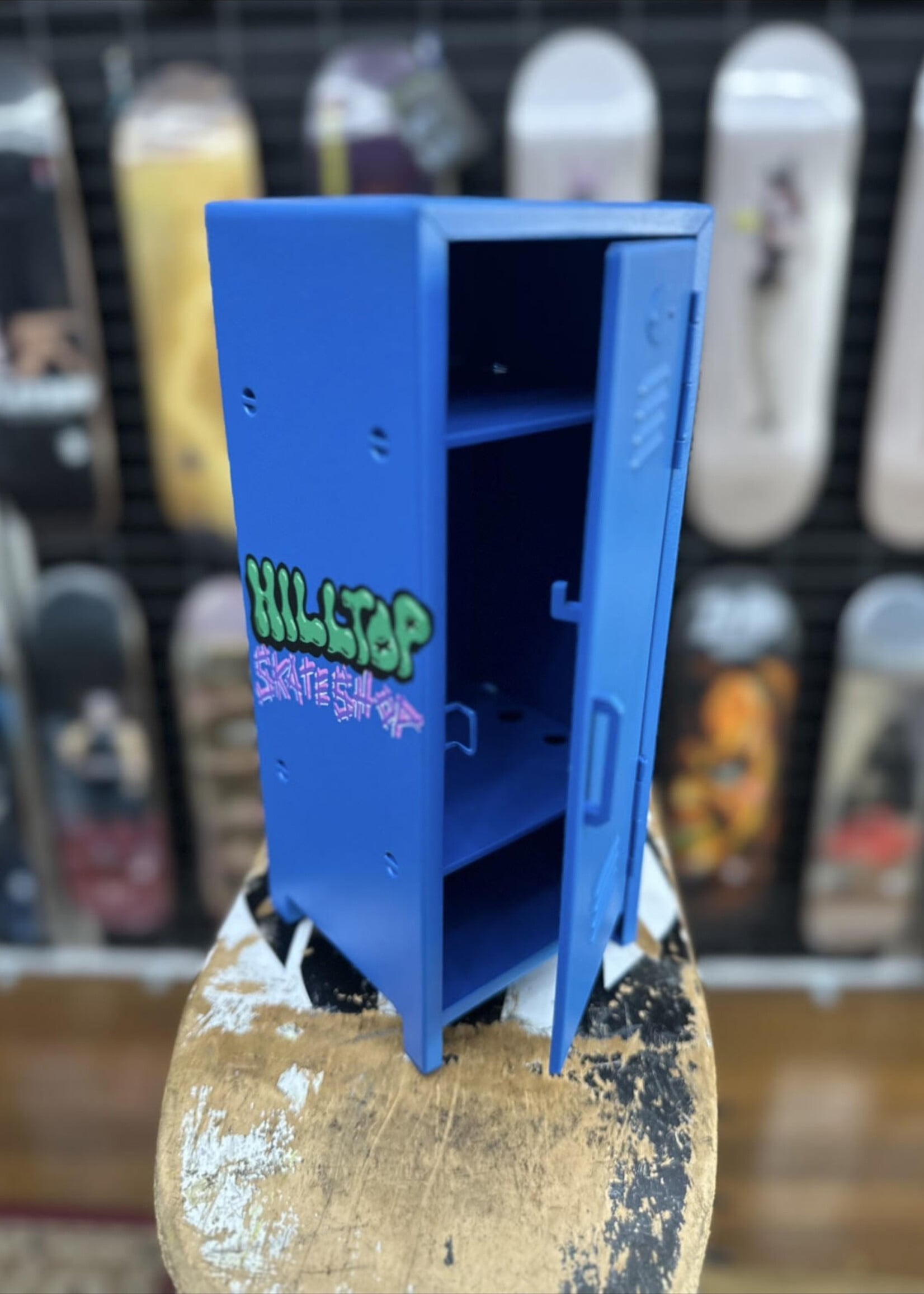 Hilltop Skateshop HILLTOP SKATESHOP - Customisable Desktop Mini Locker Storage