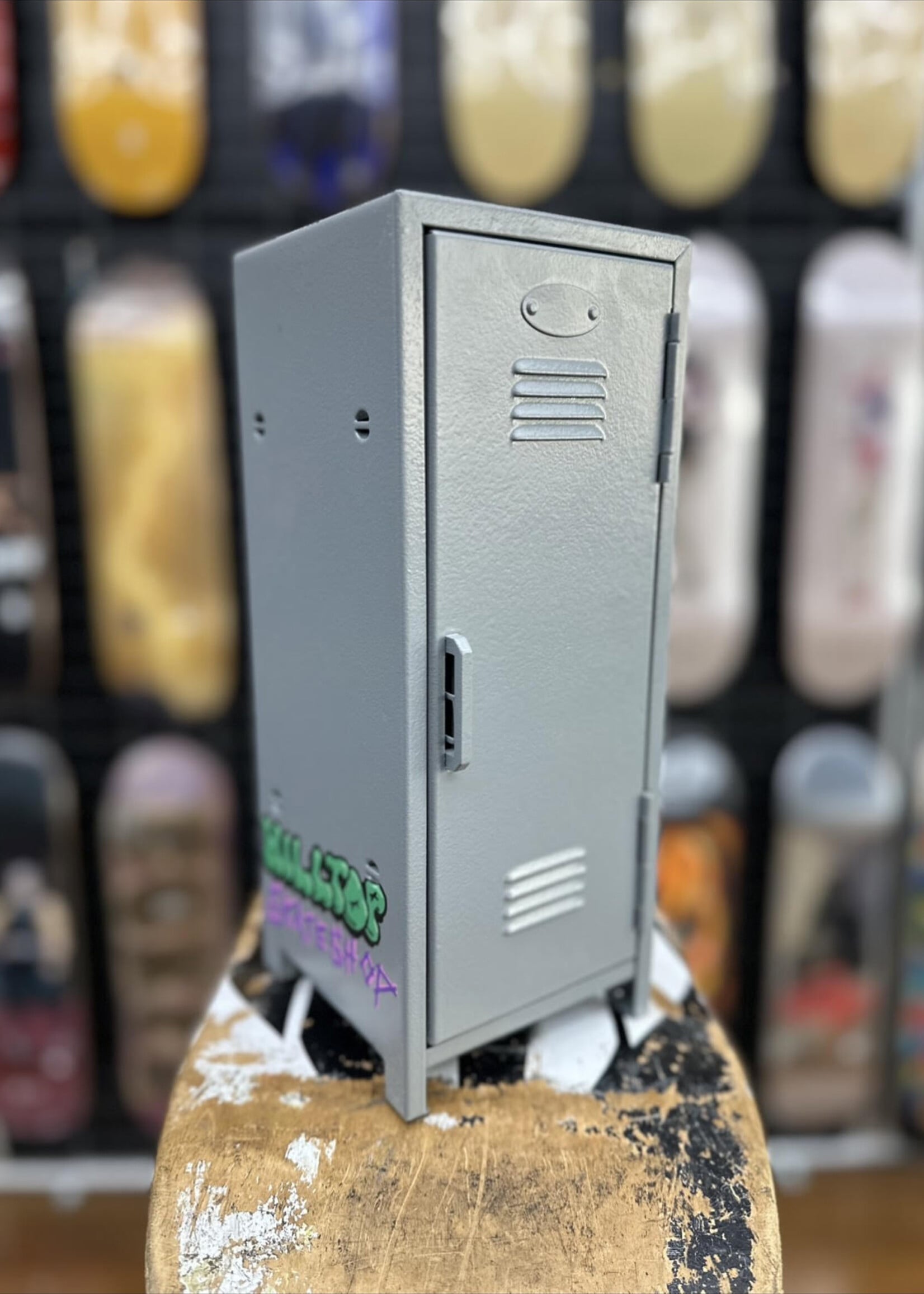Hilltop Skateshop HILLTOP SKATESHOP - Customisable Desktop Mini Locker Storage