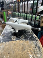 Metal Trucks METAL TRUCKS - Hollow Kingpin White/Black Pair