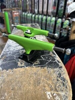 Metal Trucks METAL TRUCKS - Hollow Kingpin Green/Black Pair