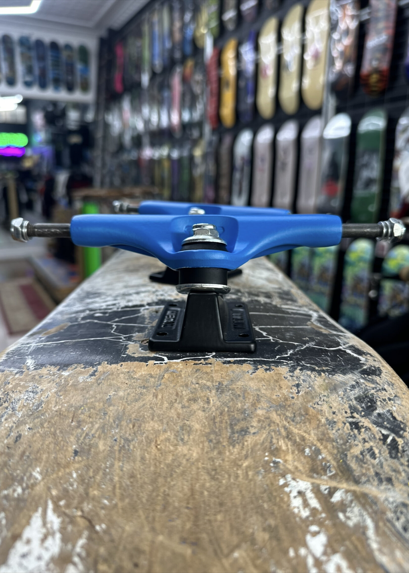 Metal Trucks METAL TRUCKS - Hollow Kingpin Blue/Black Pair