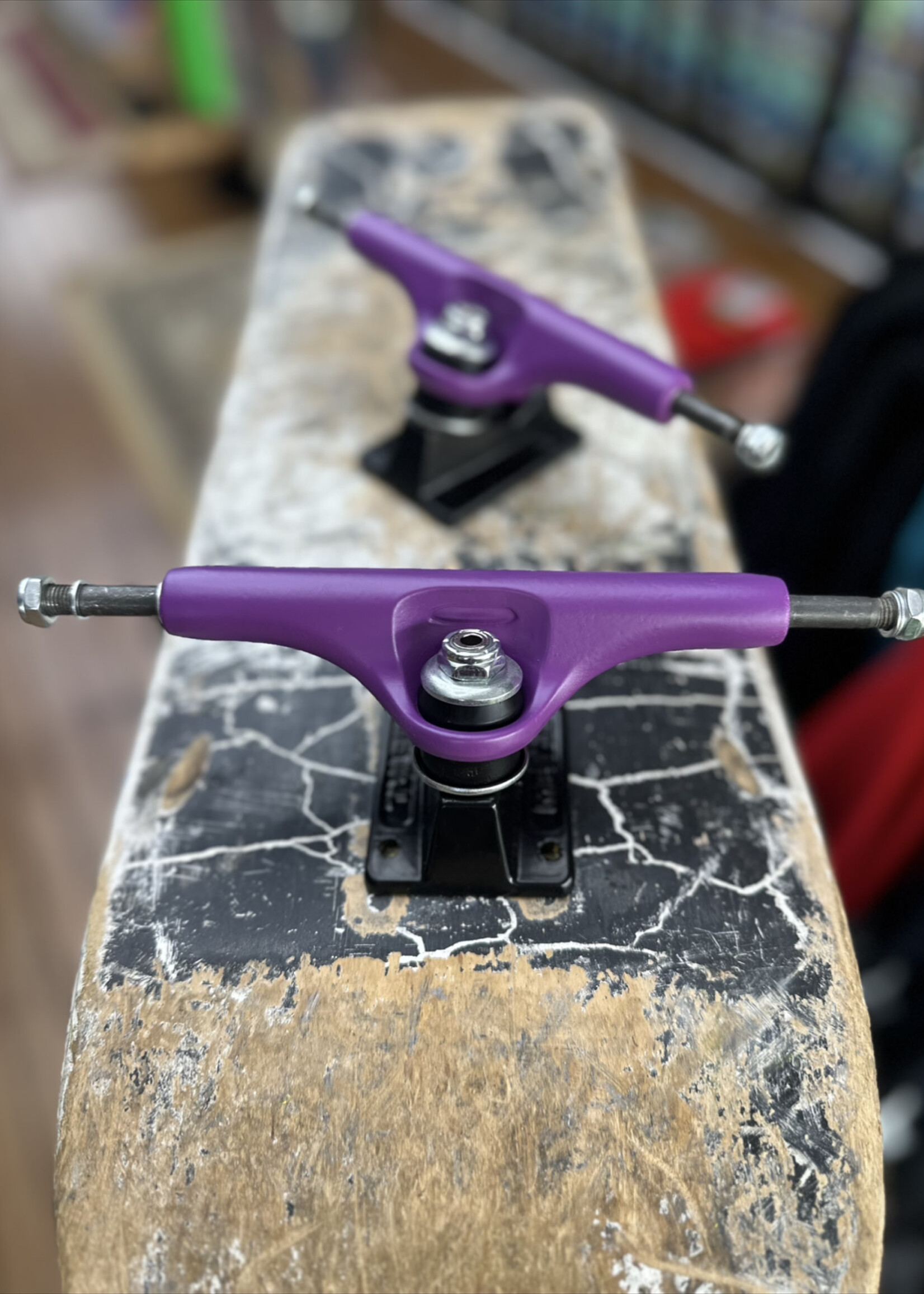 Metal Trucks METAL TRUCKS - Hollow Kingpin Purple/Black Pair